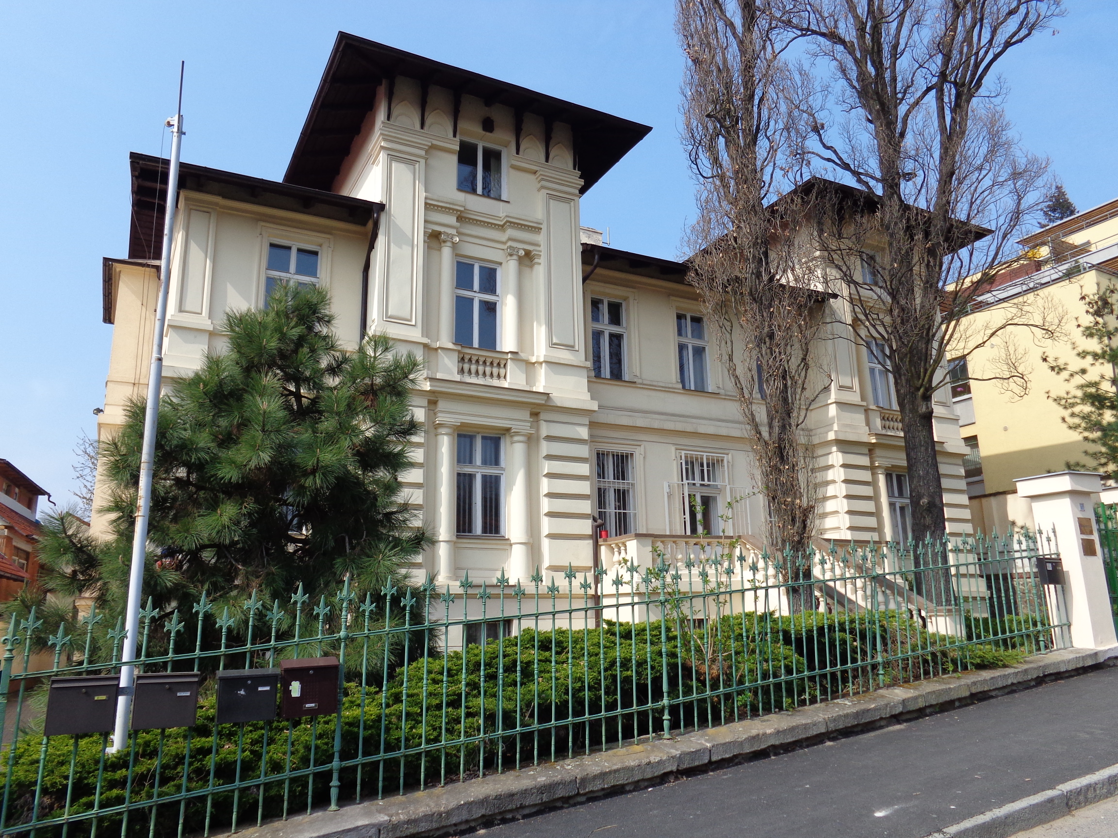 EUROBYTY - realitní společnost, s.r.o. foto 3