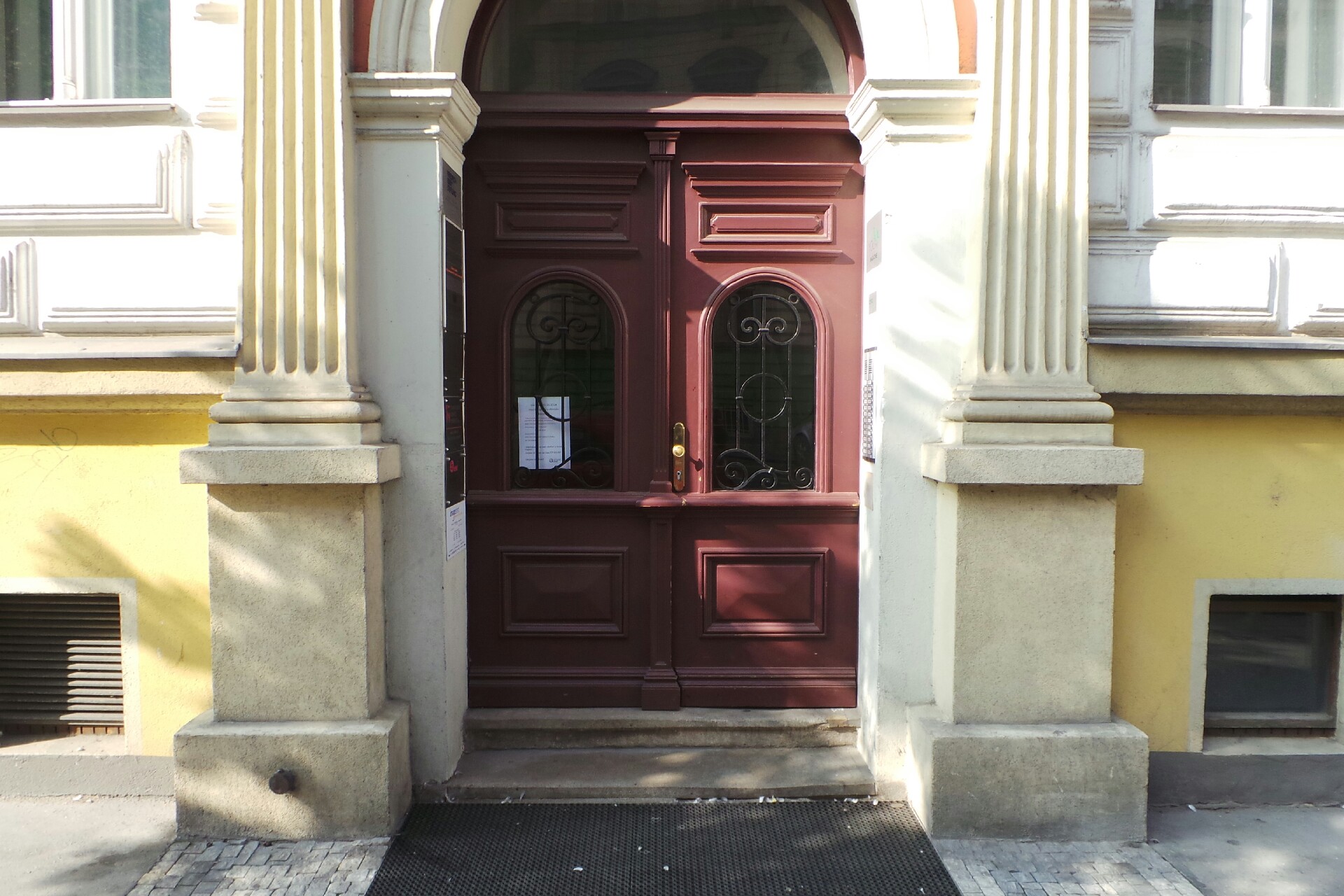 JUDr. Aleš Linhart, Ph.D., advokát