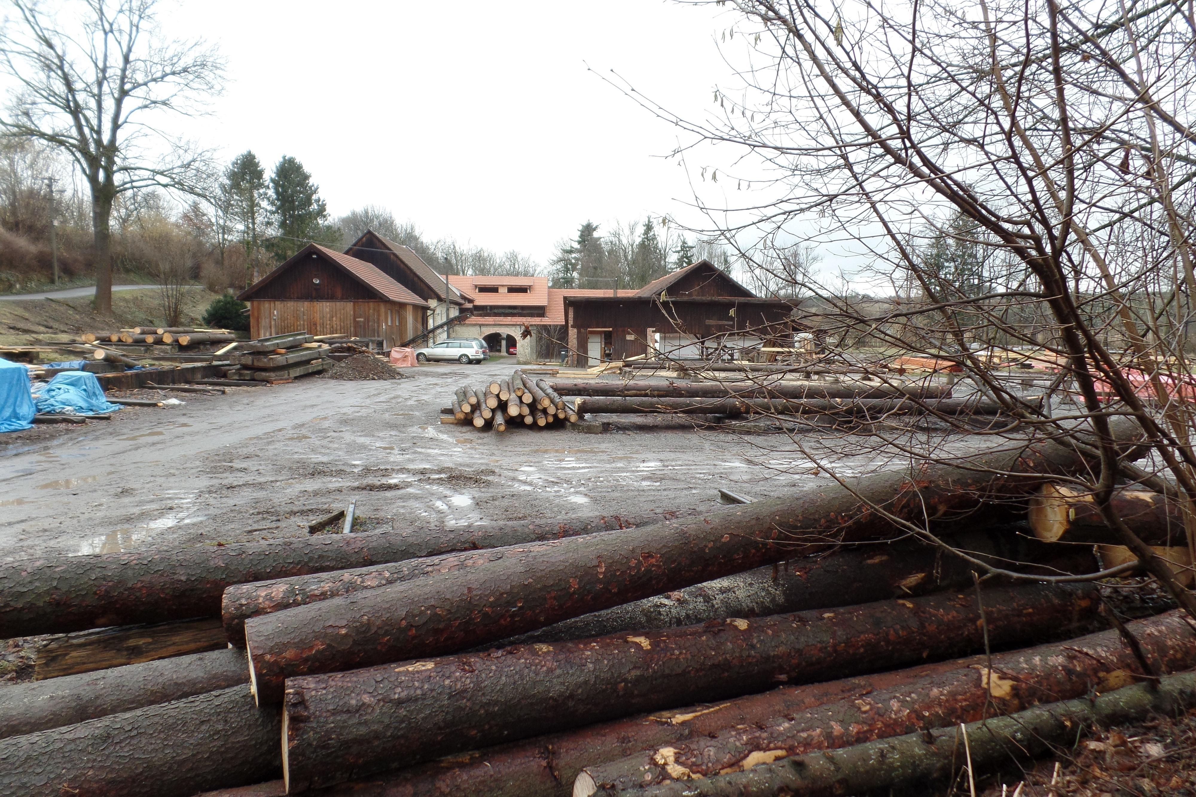TESAŘI OSÍK, s.r.o.