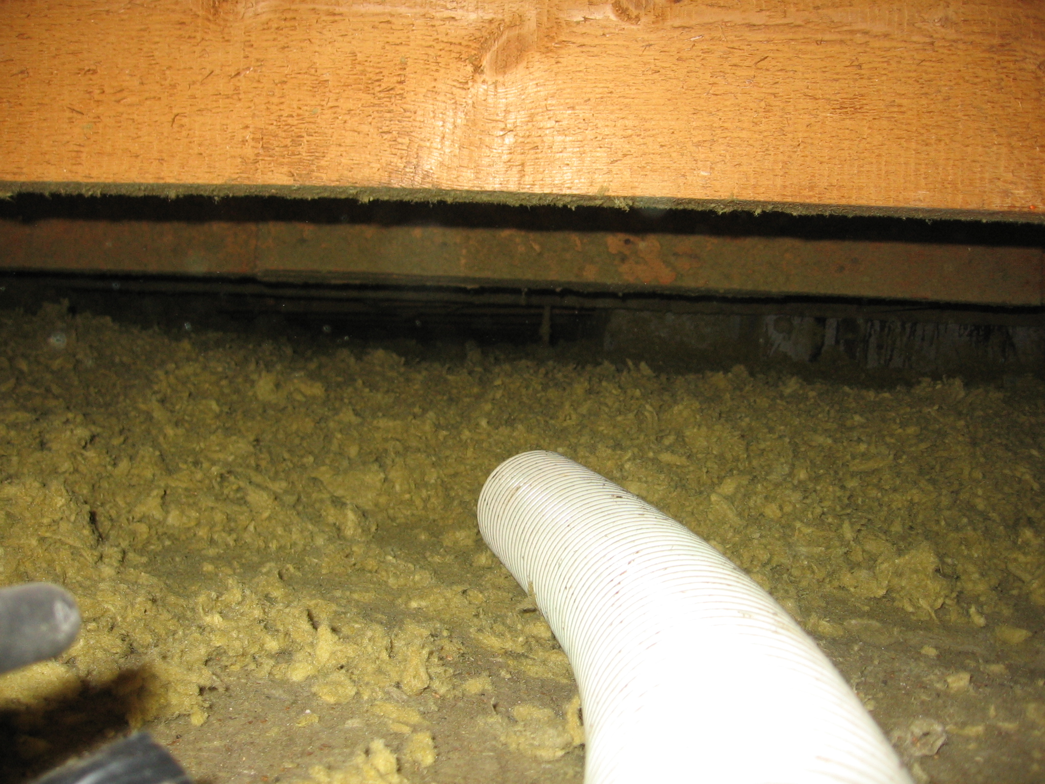 Foukaná izolace - IZOPOL foto 2