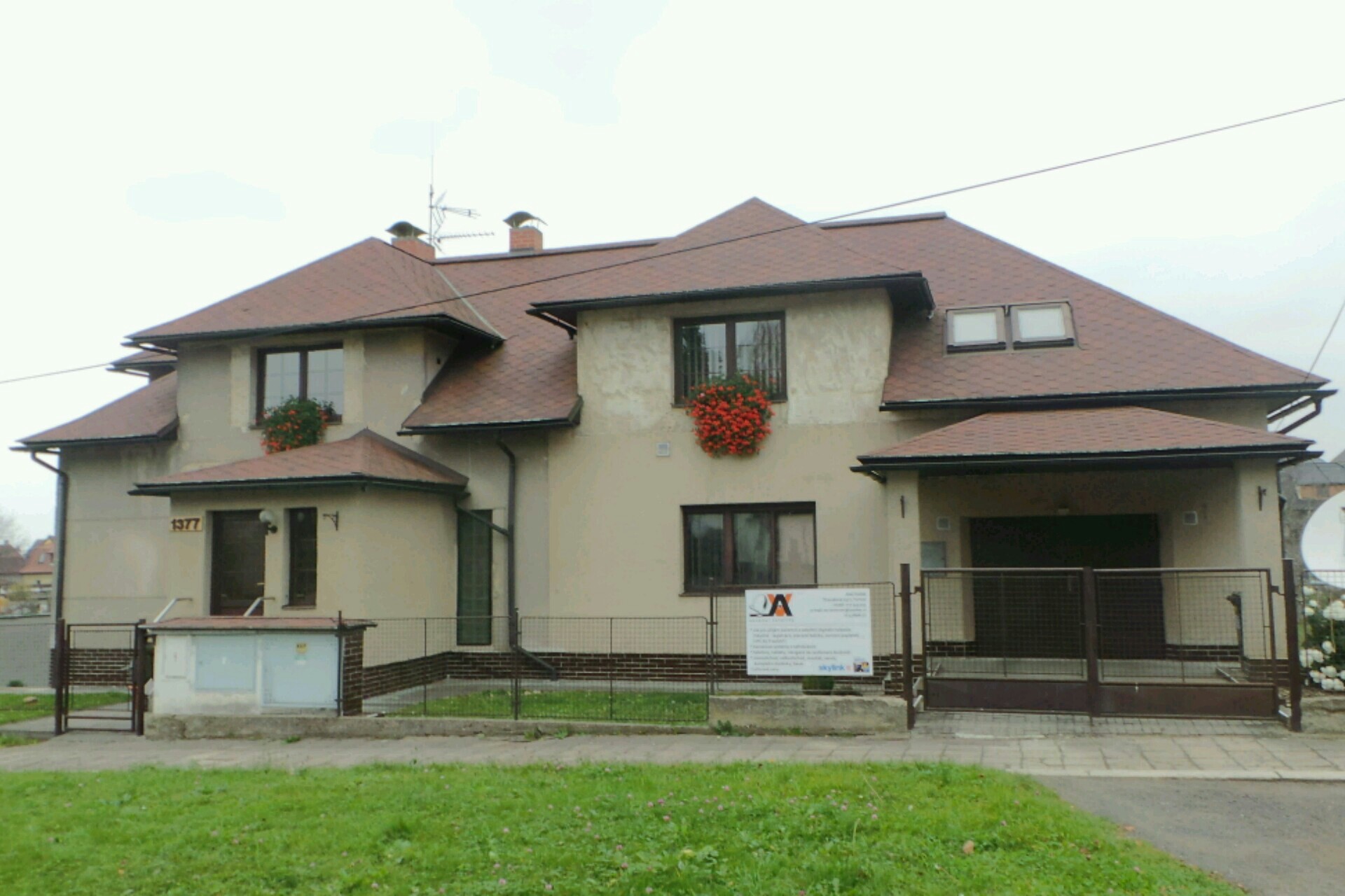 Aleš Vodák - Electronic AV Centrum