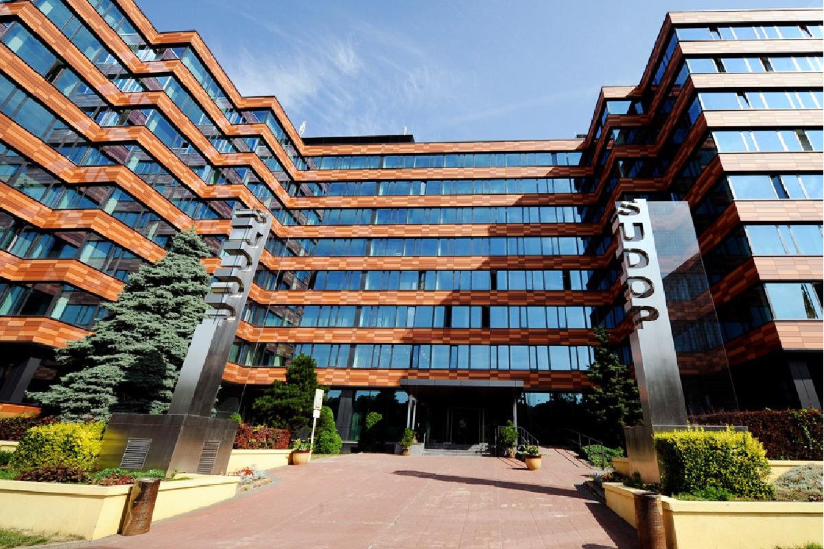 Nepustilova jazyková škola