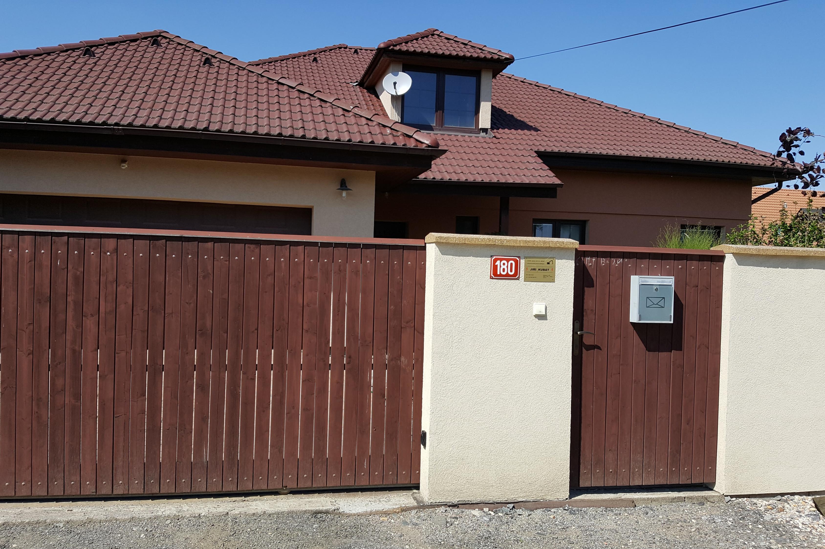 Jiří Kubát - Elektromontáže a zemní práce