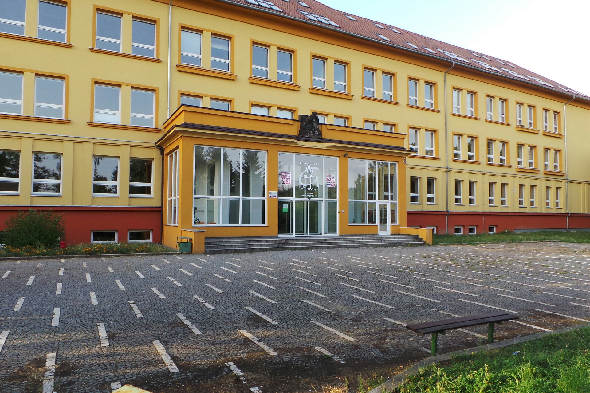 Gymnázium Příbram - Školní jídelna