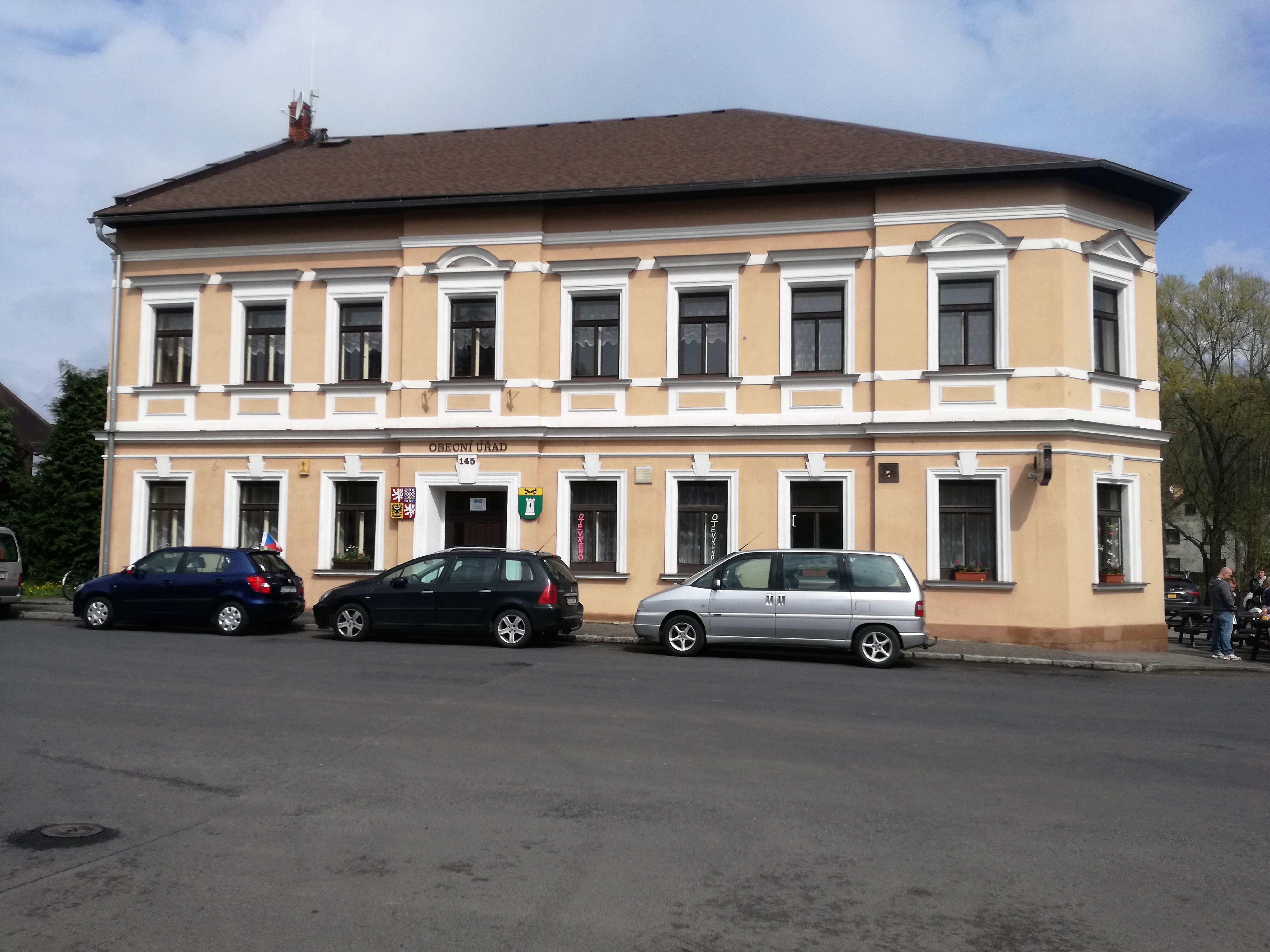Kunratice u Cvikova - obecní úřad foto 2