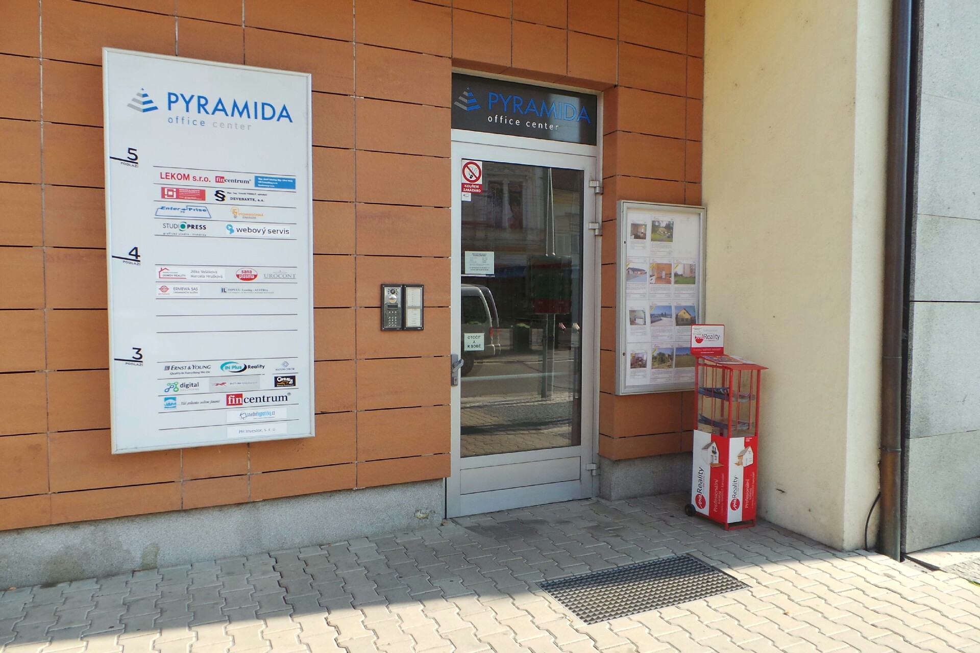 Mgr. Ing. Tomáš Veselý, advokát