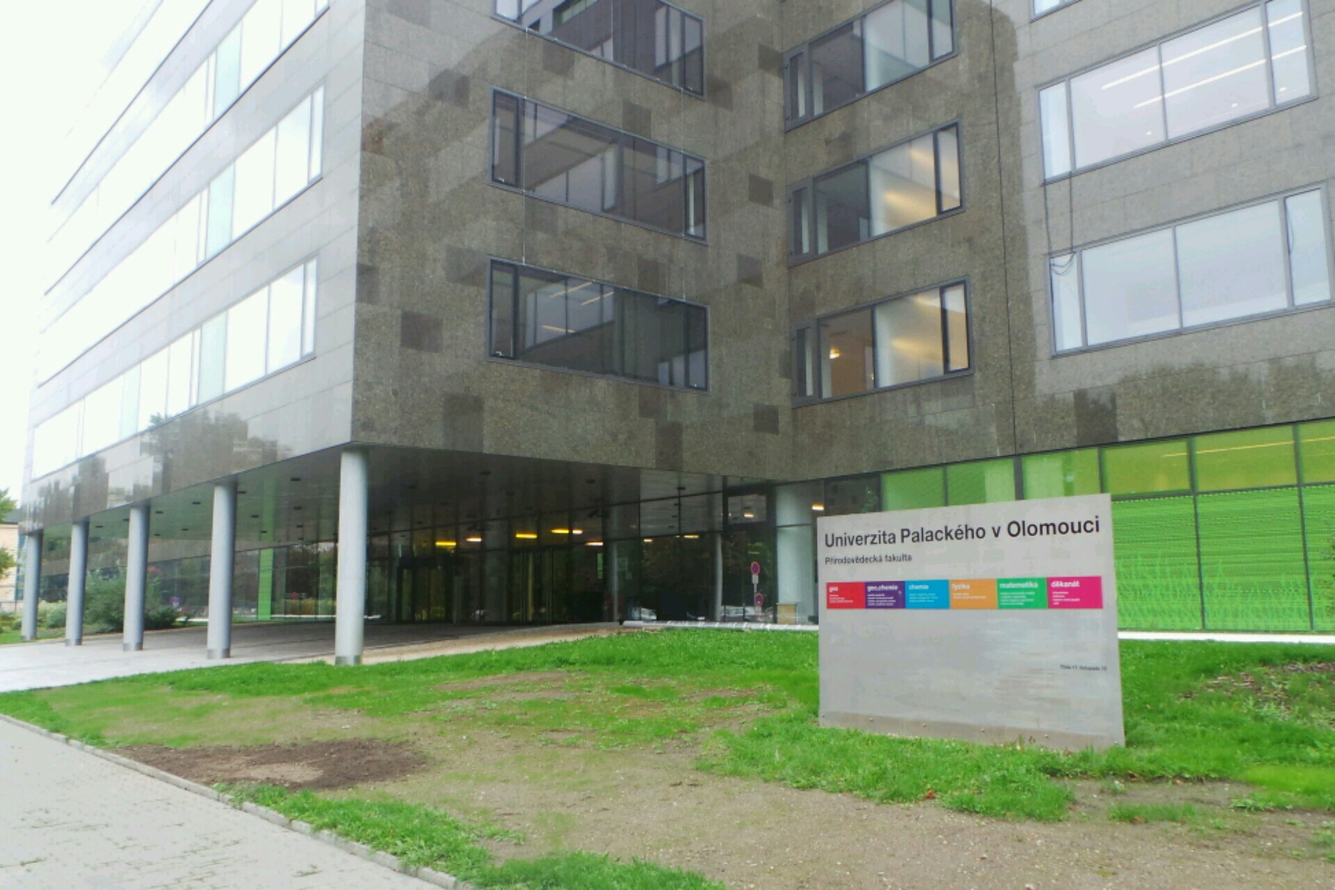 Univerzita Palackého v Olomouci - Katedra informatiky Přírodovědecké fakulty