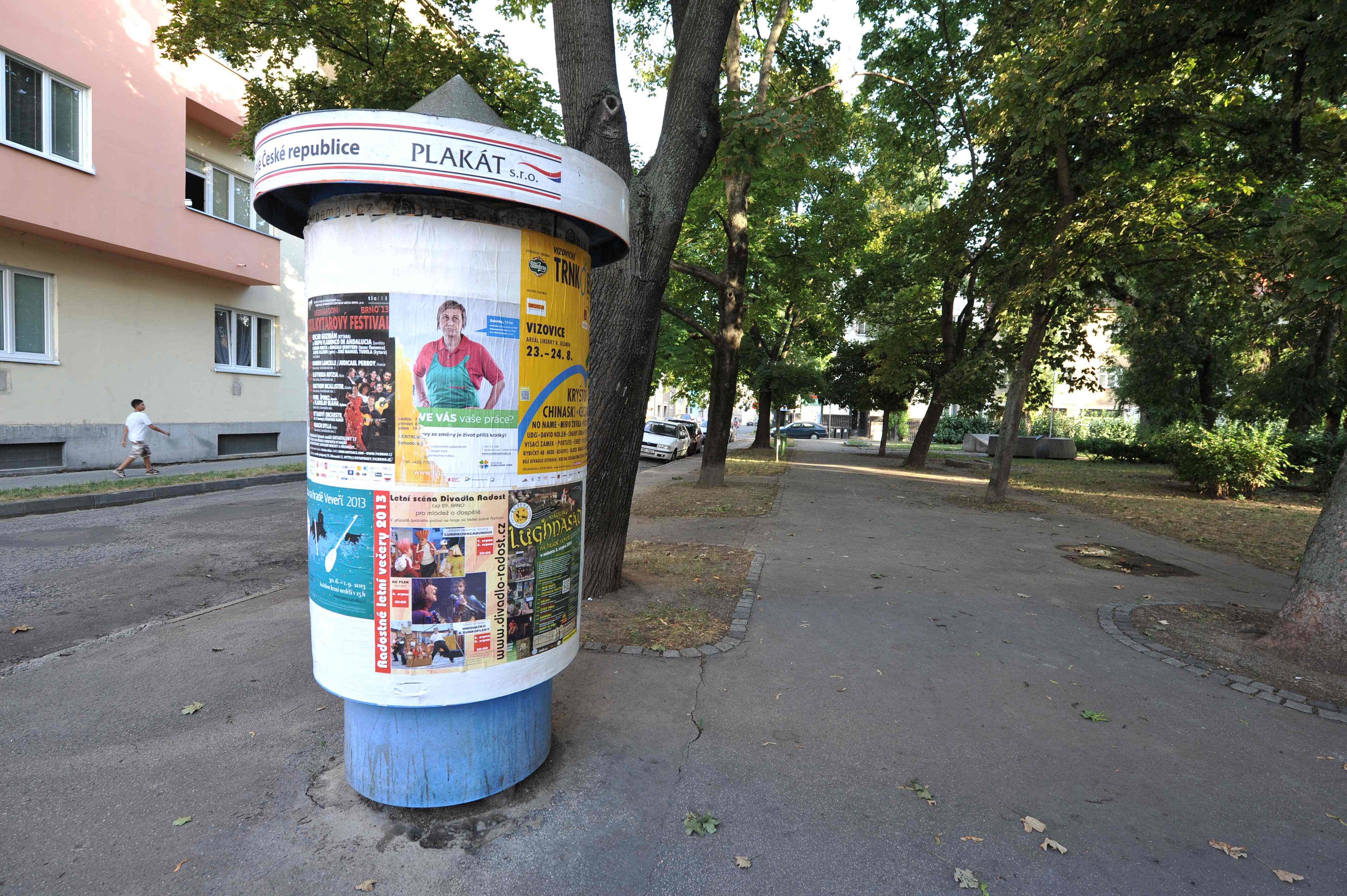 PLAKÁT s.r.o. - plakátovací plochy po celé ČR foto 1