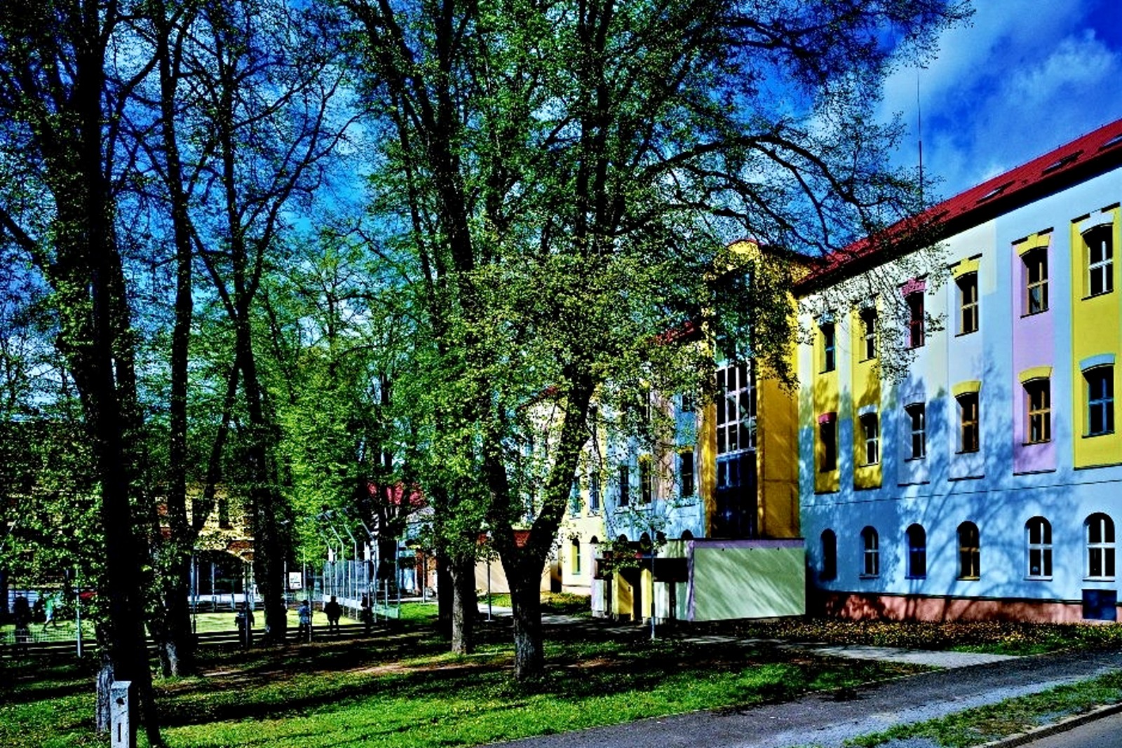 Střední odborná škola pro ochranu a obnovu životního prostředí - Schola Humanitas Litvínov