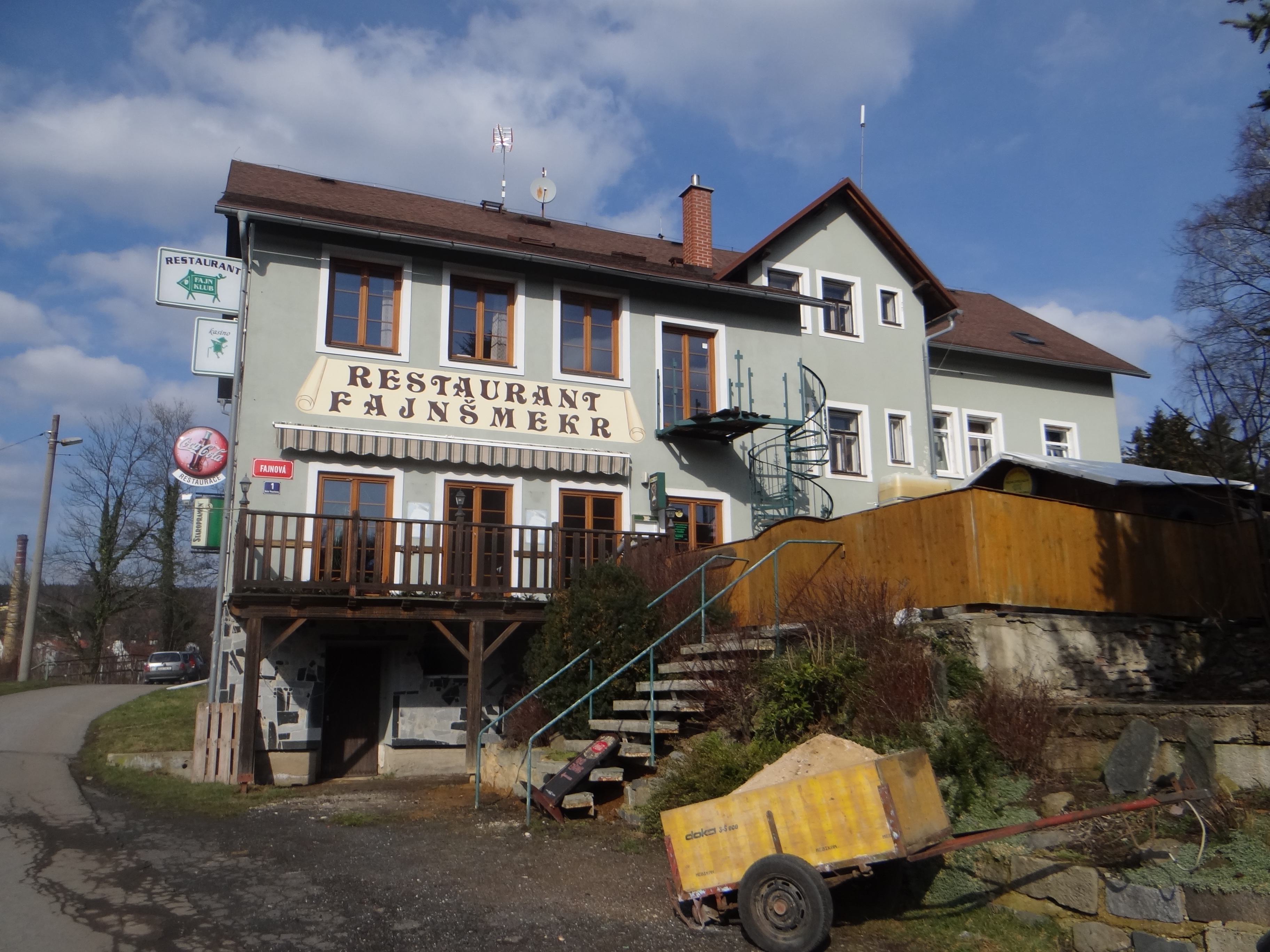 Restaurant Fajnklub foto 2