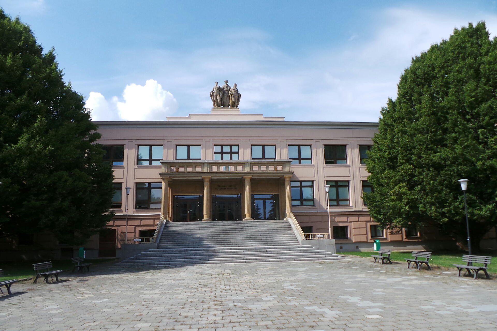 Univerzita Palackého v Olomouci - Ústav lékařské genetiky Lékařské fakulty