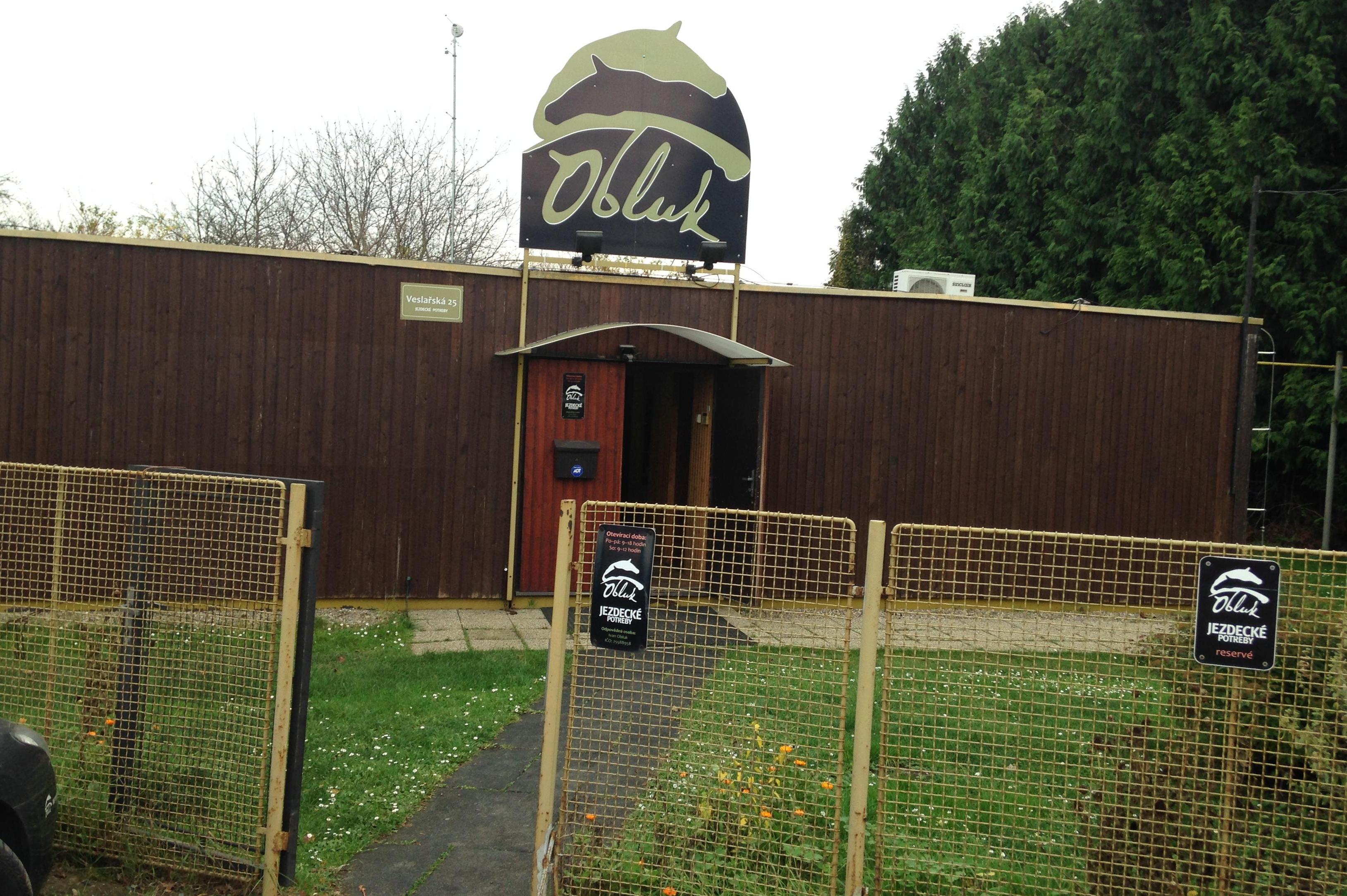 Jezdecké potřeby Obluk