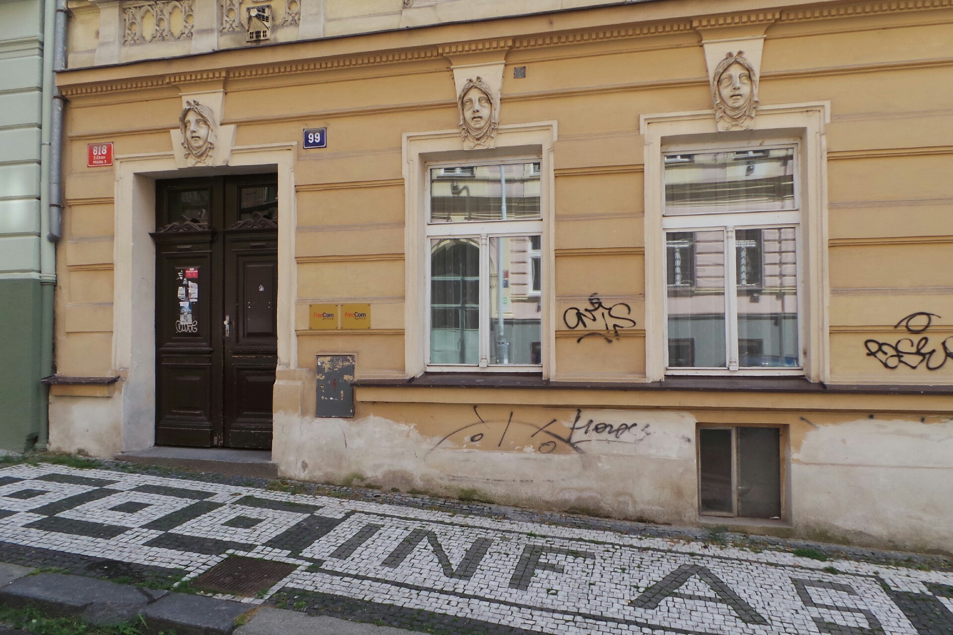 FreeCom Group, s.r.o.