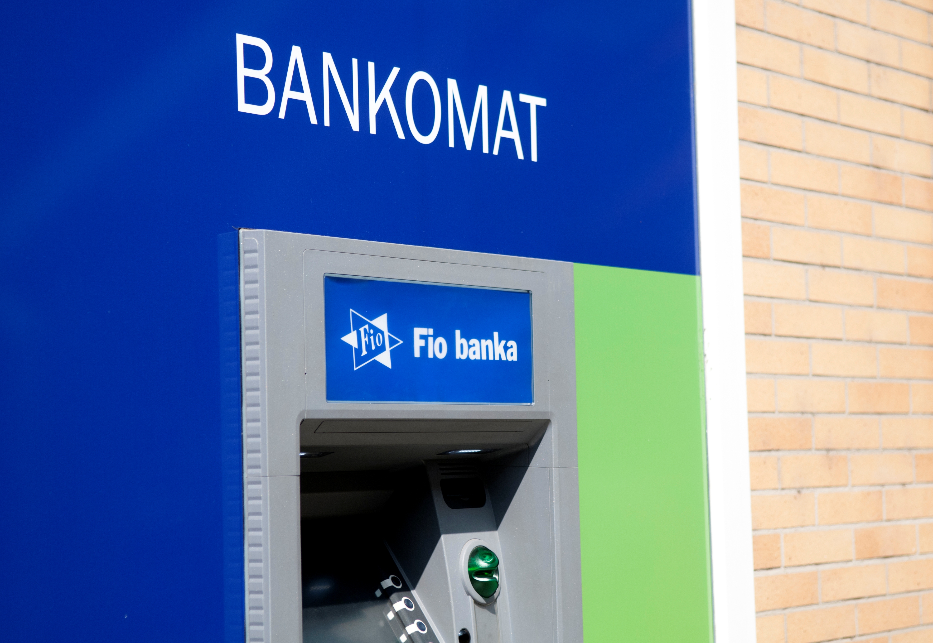 Fio banka – bankomat
