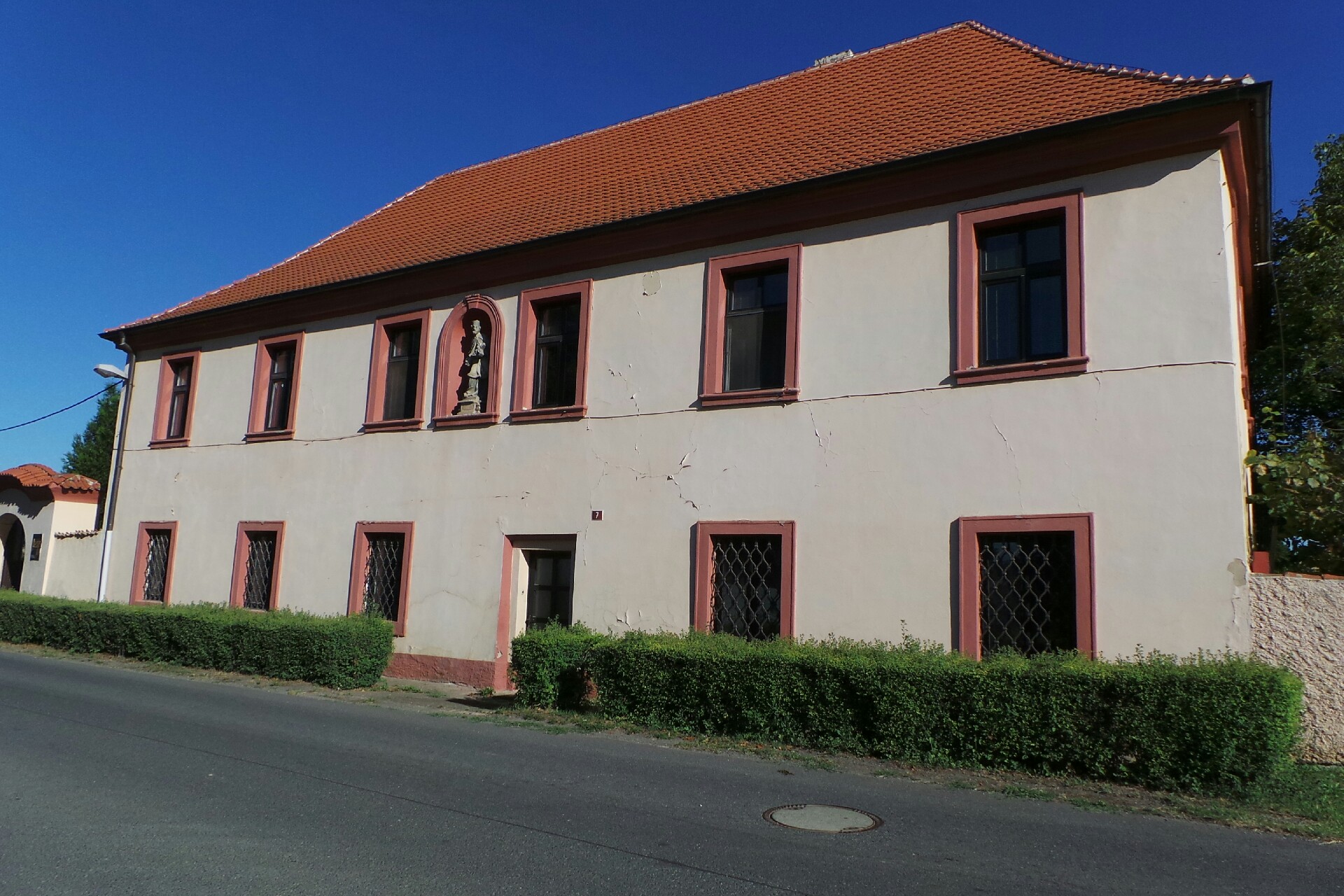 Římskokatolická farnost Tachlovice