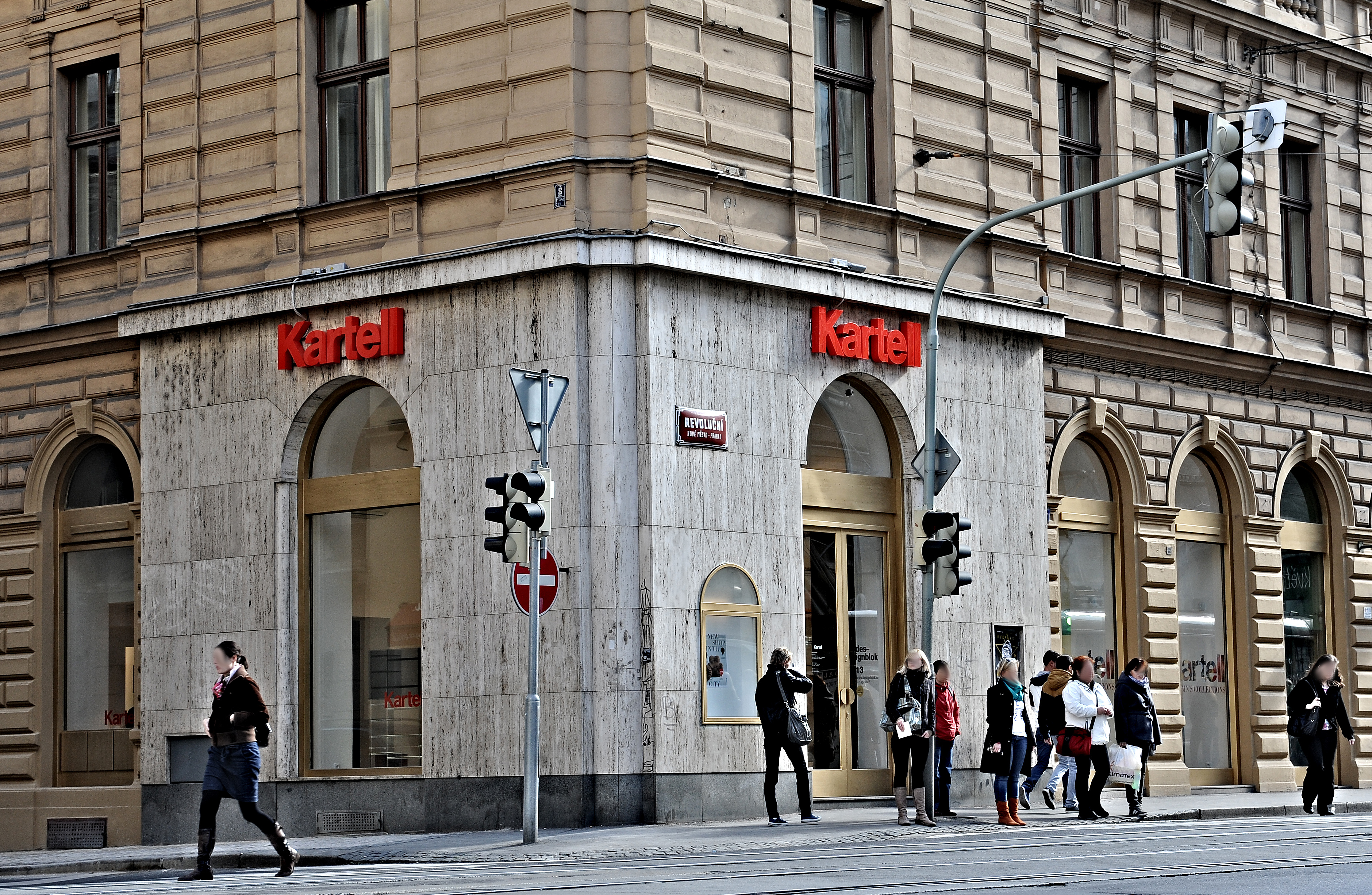 Kartell foto 3