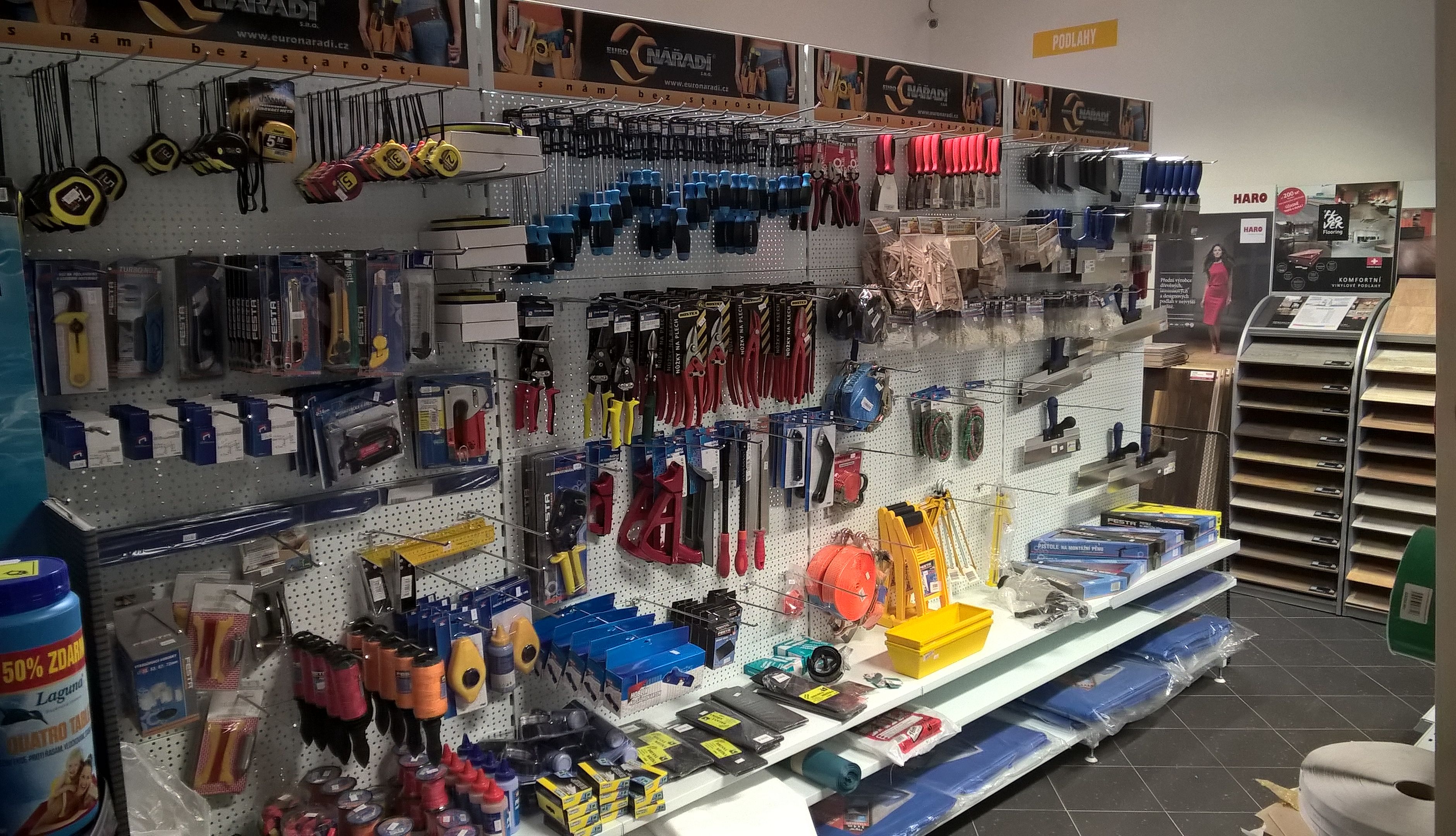 ARTHUR-GIPS Mělnické stavebniny - dřevomateriály