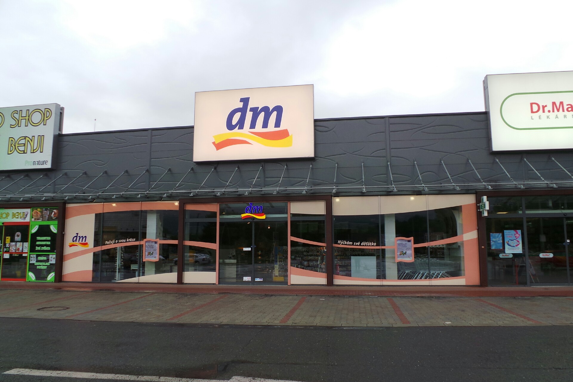 dm drogerie markt s.r.o.