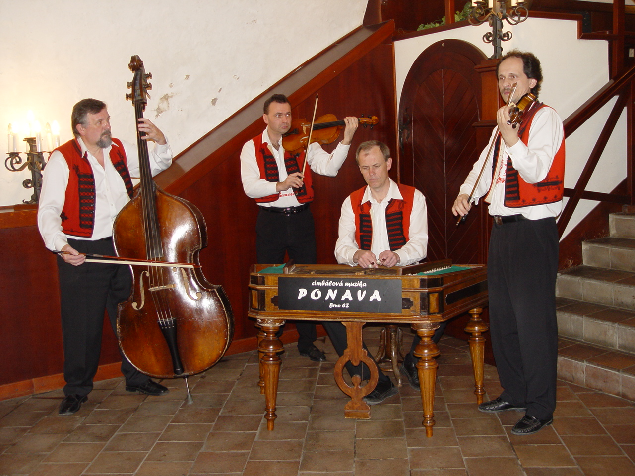 Cimbálová muzika Ponava