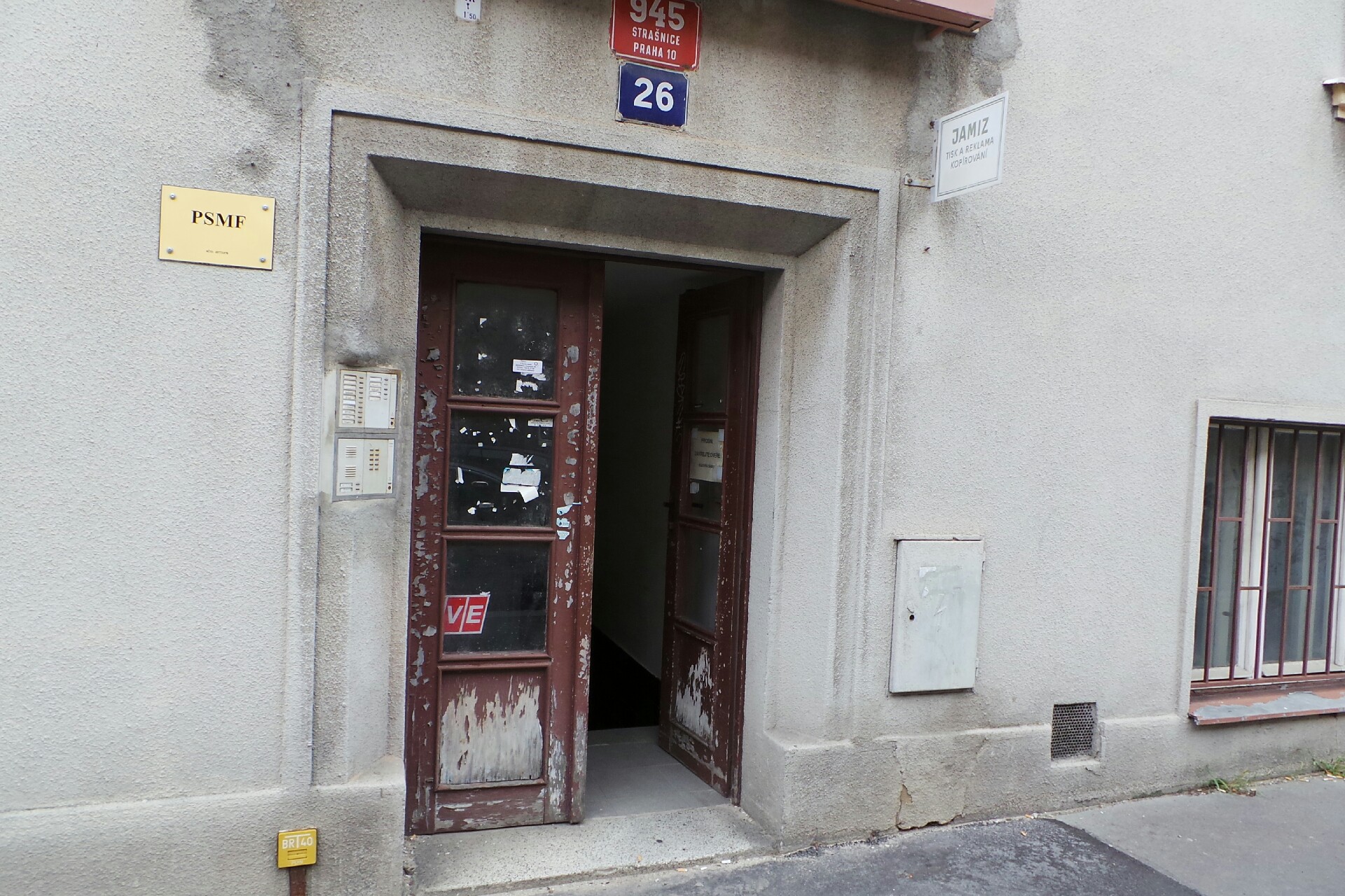 Ing. Jan Záhora - náprstky