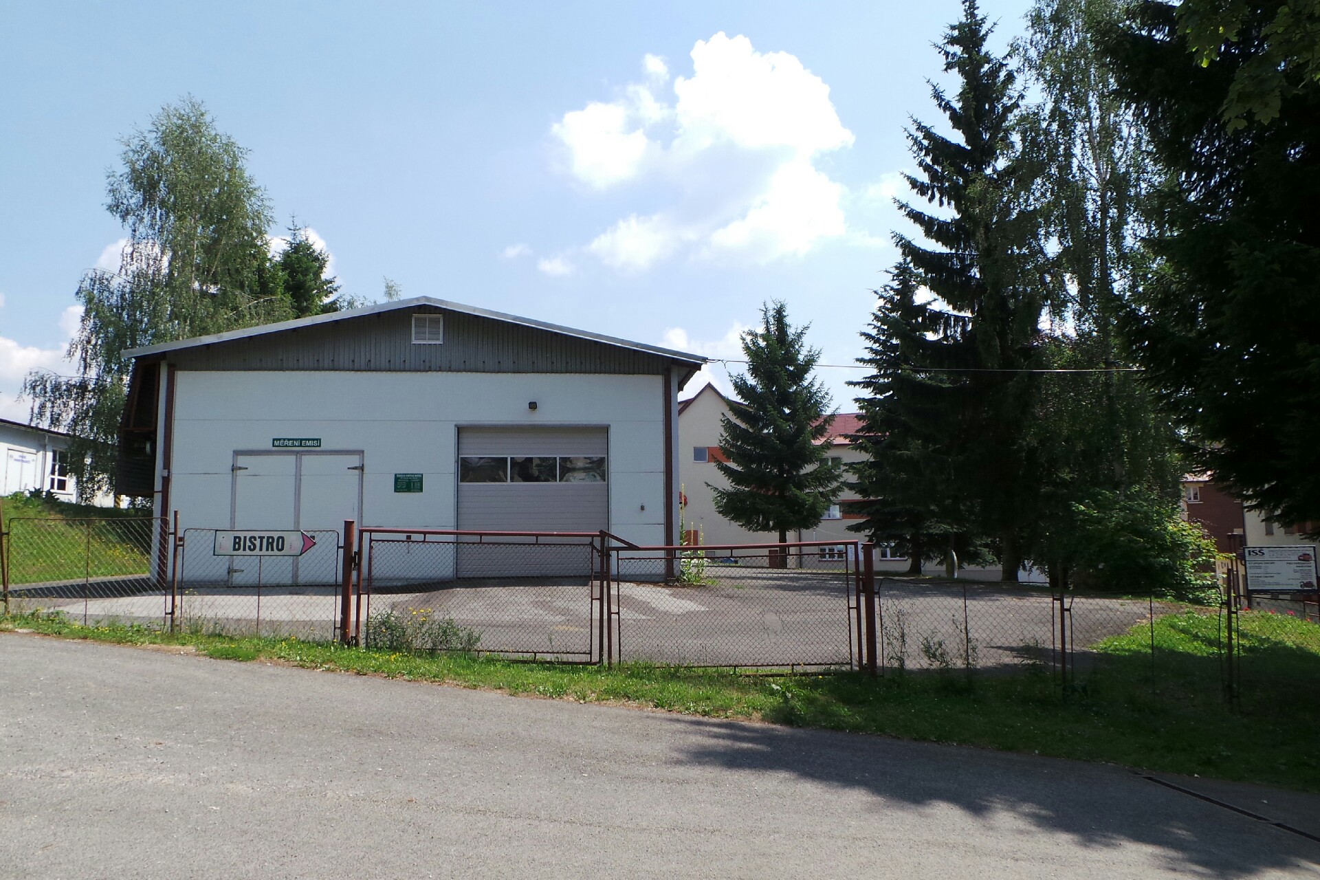 Integrovaná střední škola - STK a měření emisí