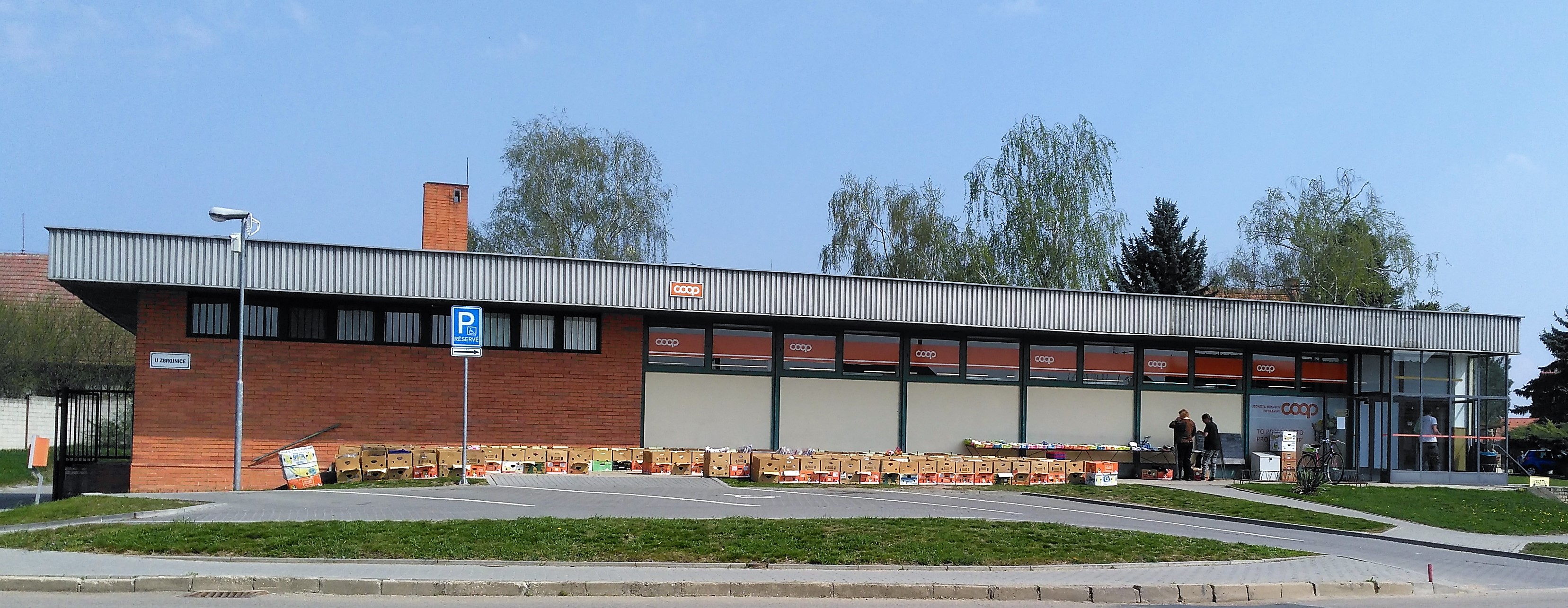 COOP - Jednota, spotřební družstvo v Mikulově foto 2