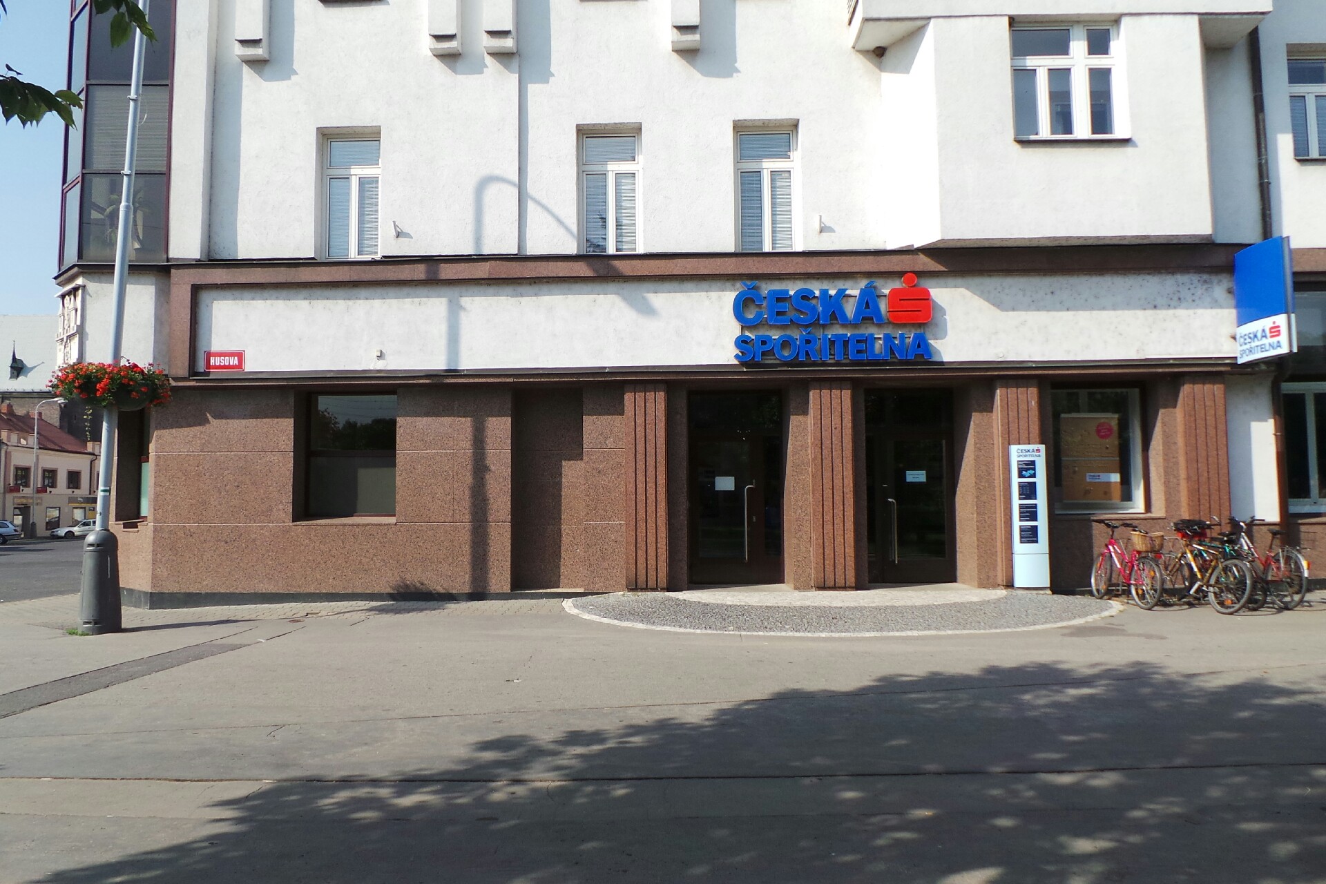 Česká spořitelna, a.s. foto 2