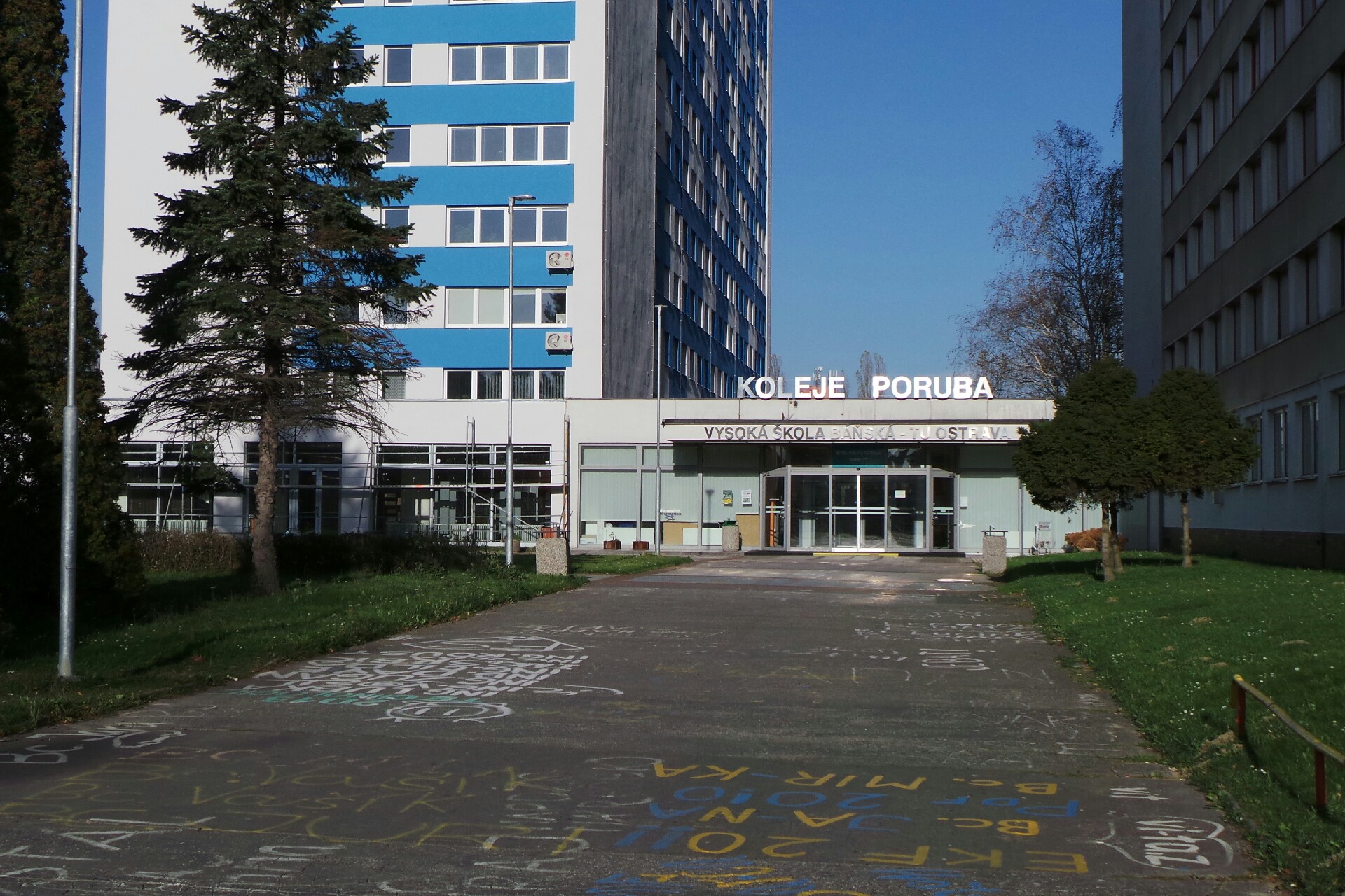 Eva Powadová - Vzdělávací zařízení Leknín