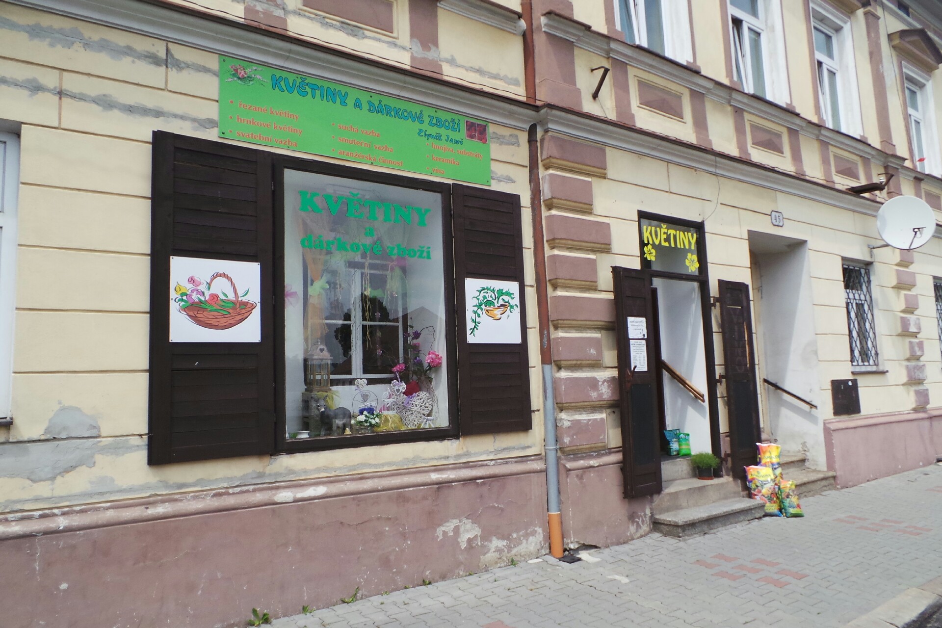 Květiny a dárkové zboží - Zbyněk Jaroš