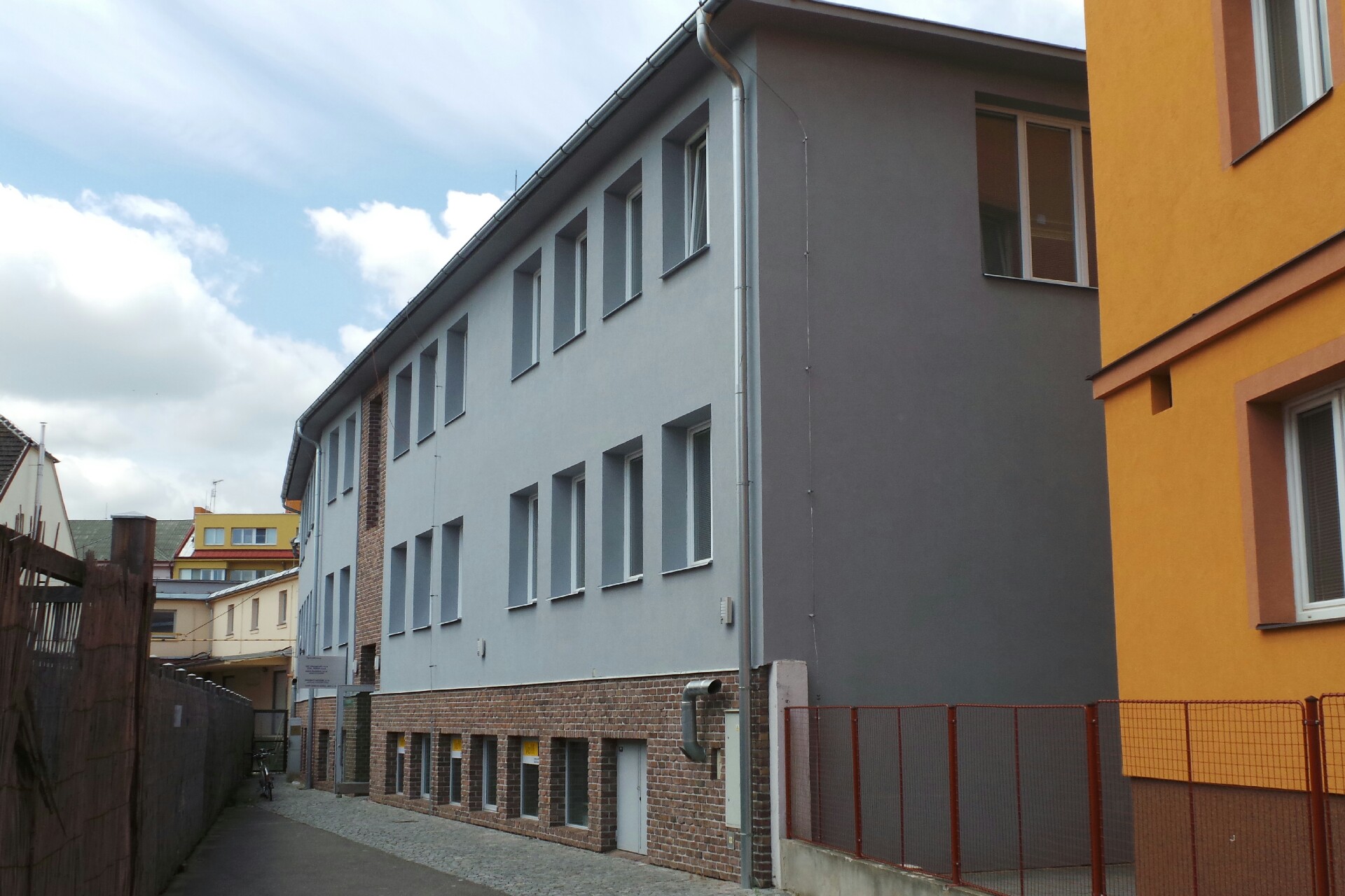 AGES  Pardubice, s.r.o.