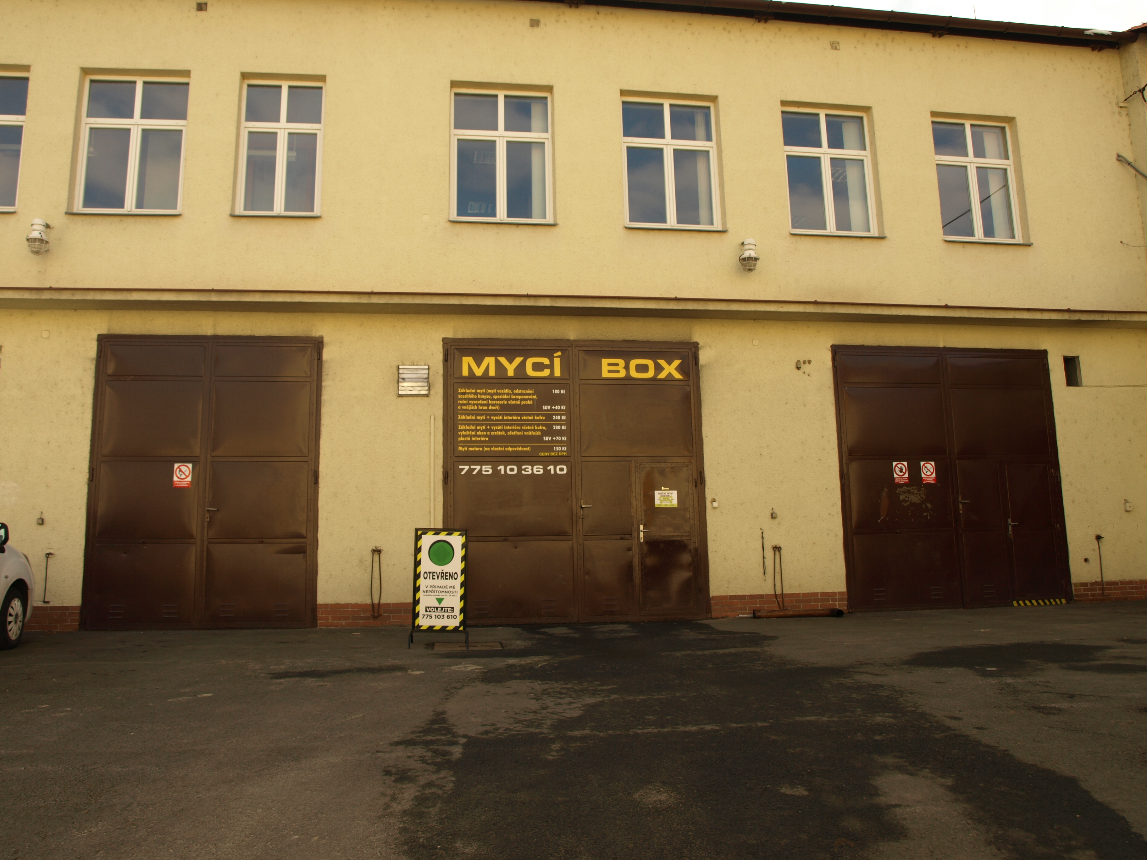 Ruční mytí aut - Rostislav Klapetek foto 3