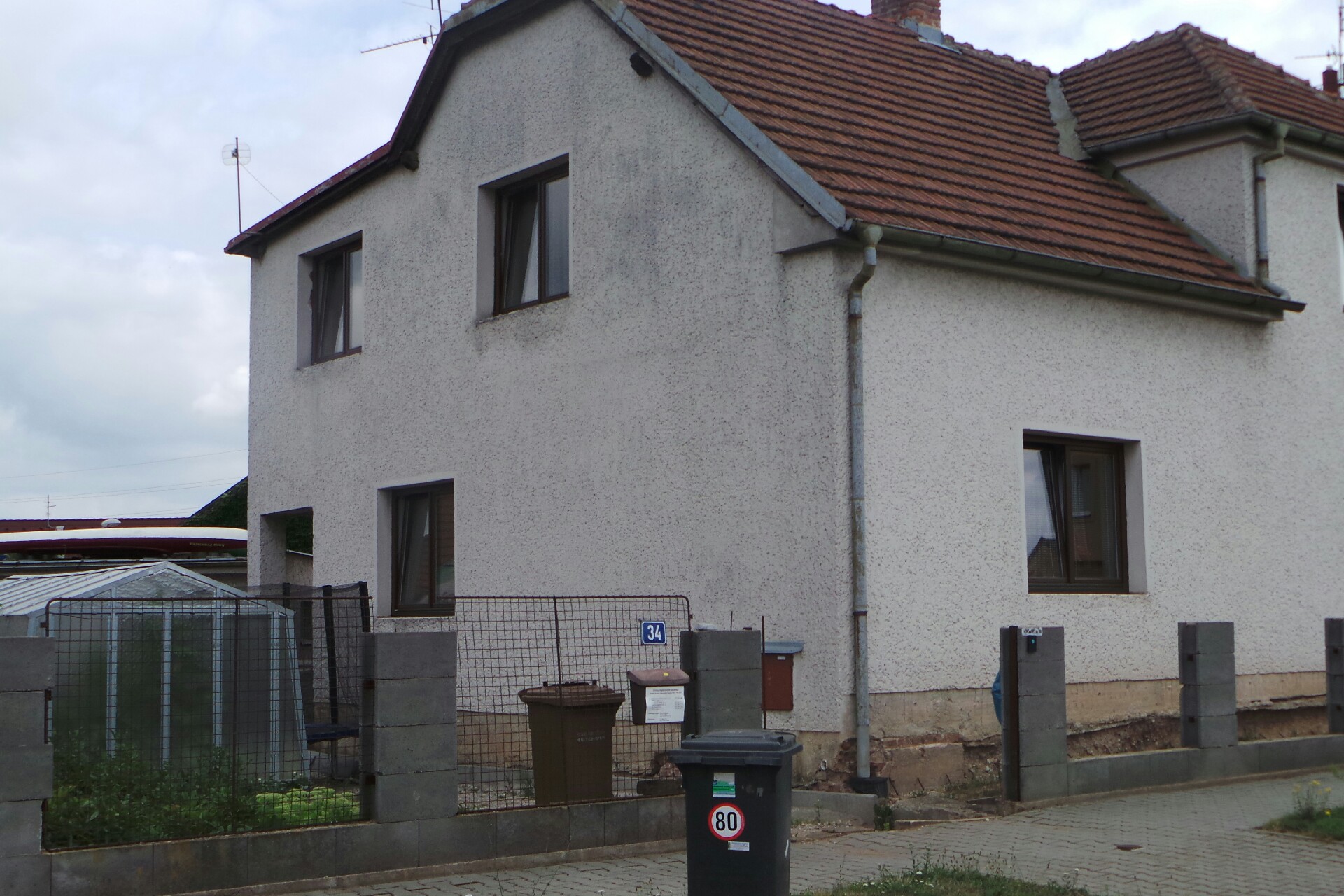 HOES Hradec Králové, spol. s r.o.