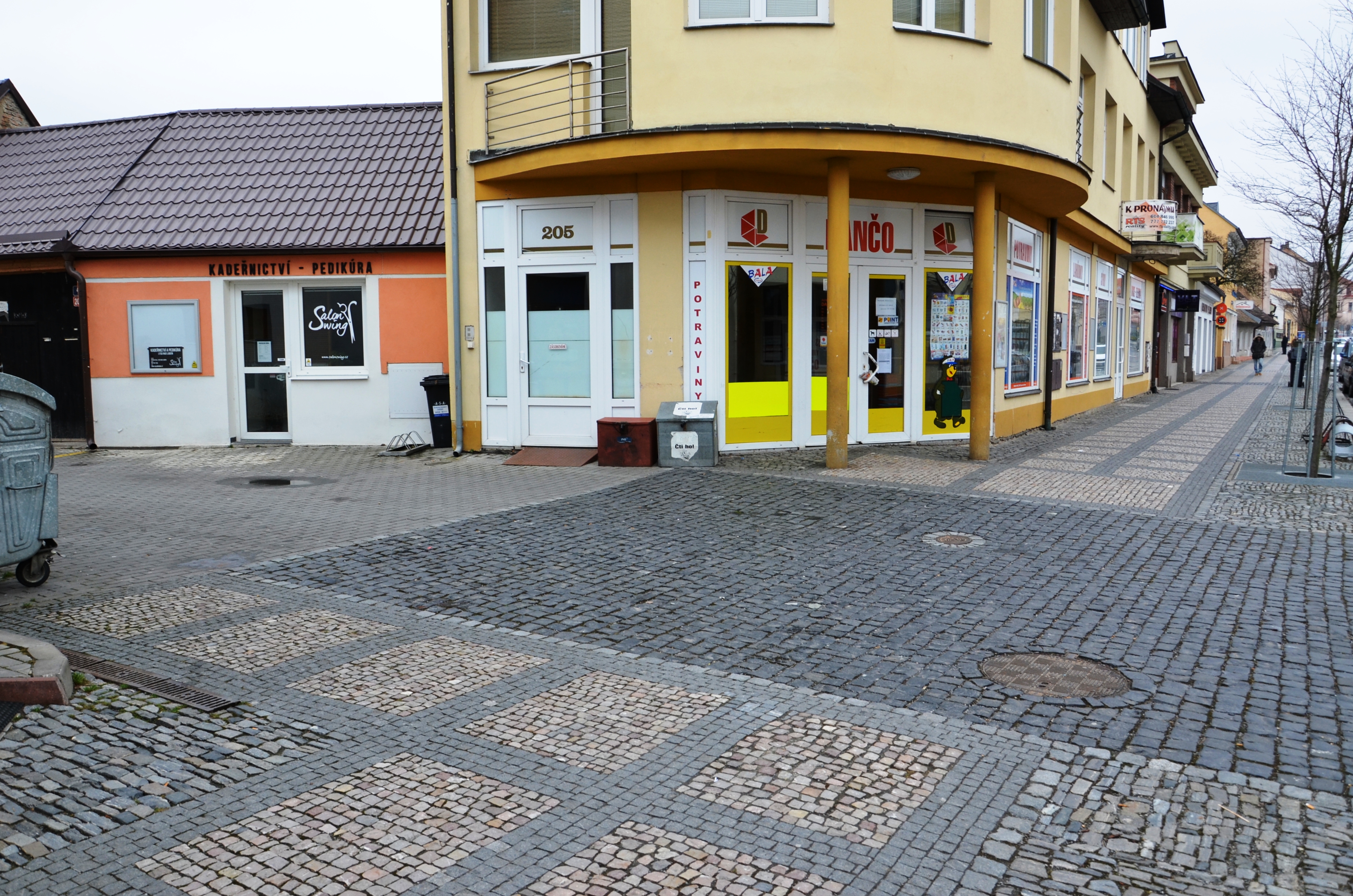 Salon Swing - kadeřnictví a pedikúra foto 4