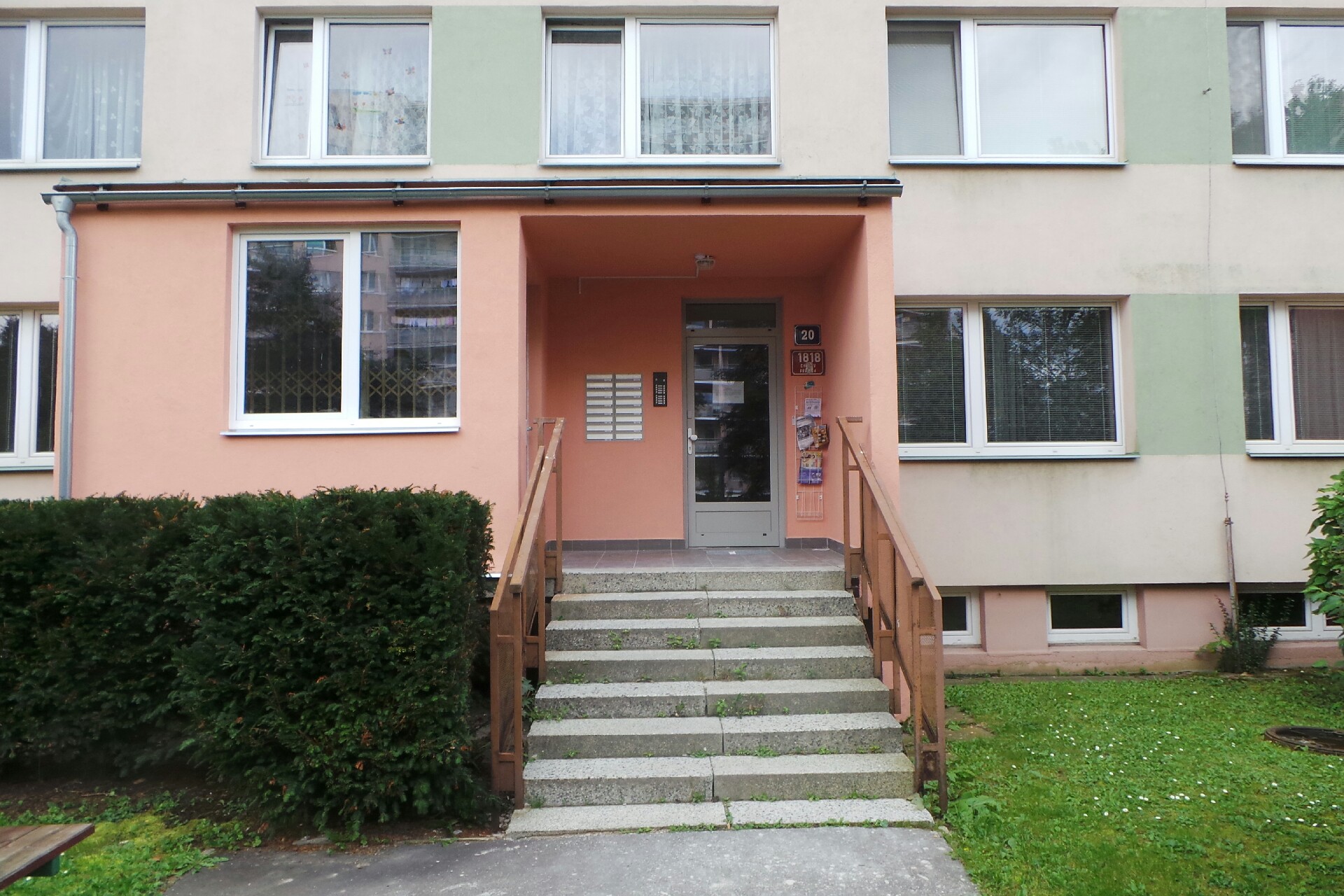 PhDr. Eliška Halaszová