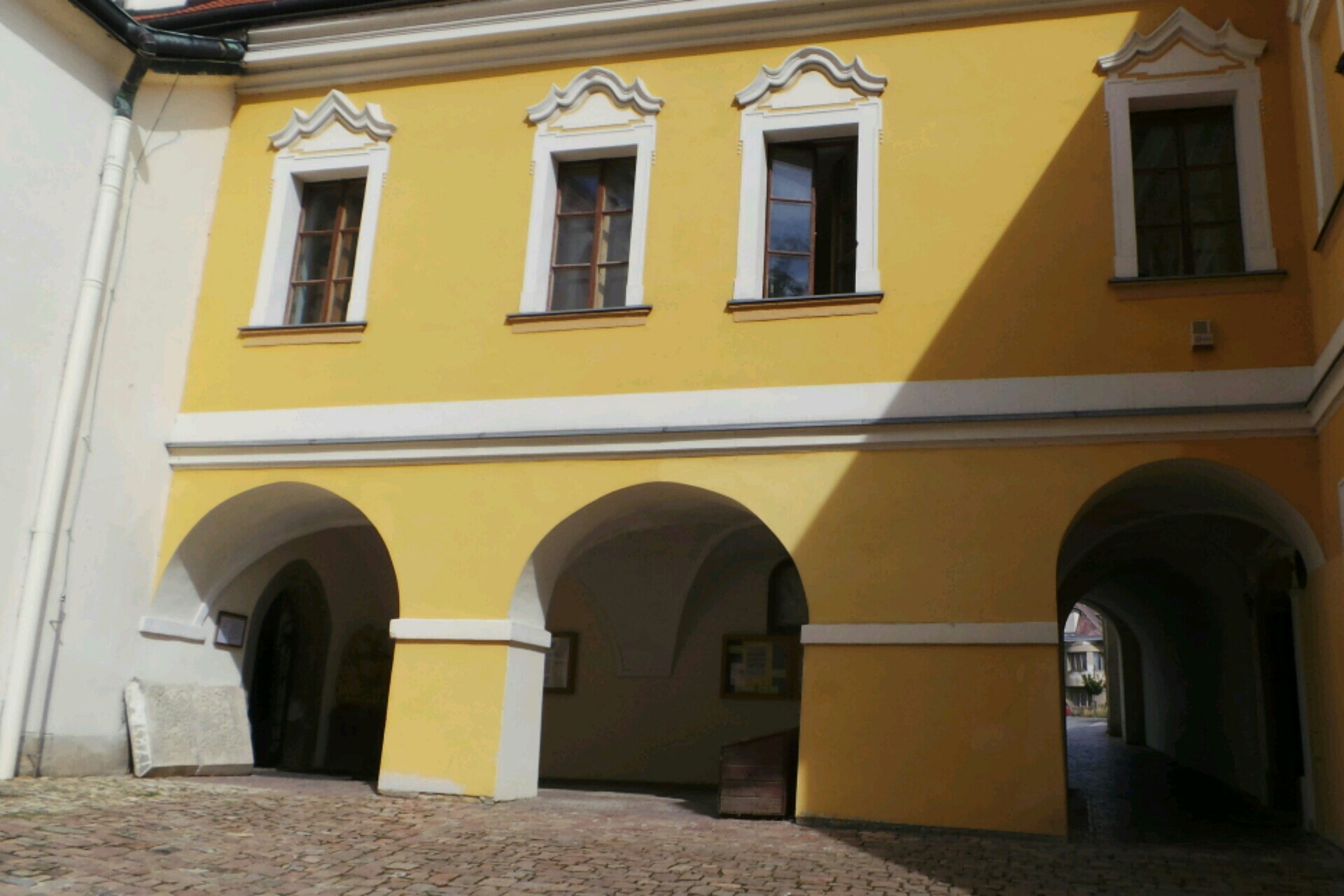 Kolegiátní kapitula při kostele Povýšení sv. Kříže v Litomyšli