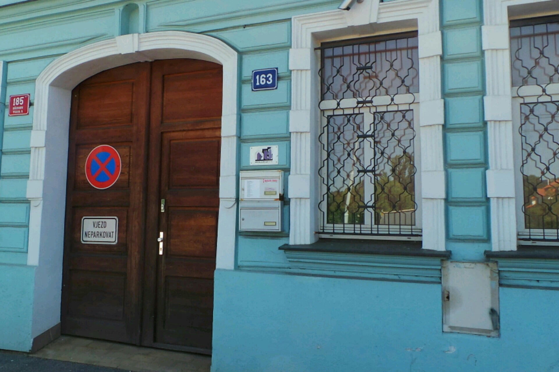 DRYFRUIT, spol. s r.o.