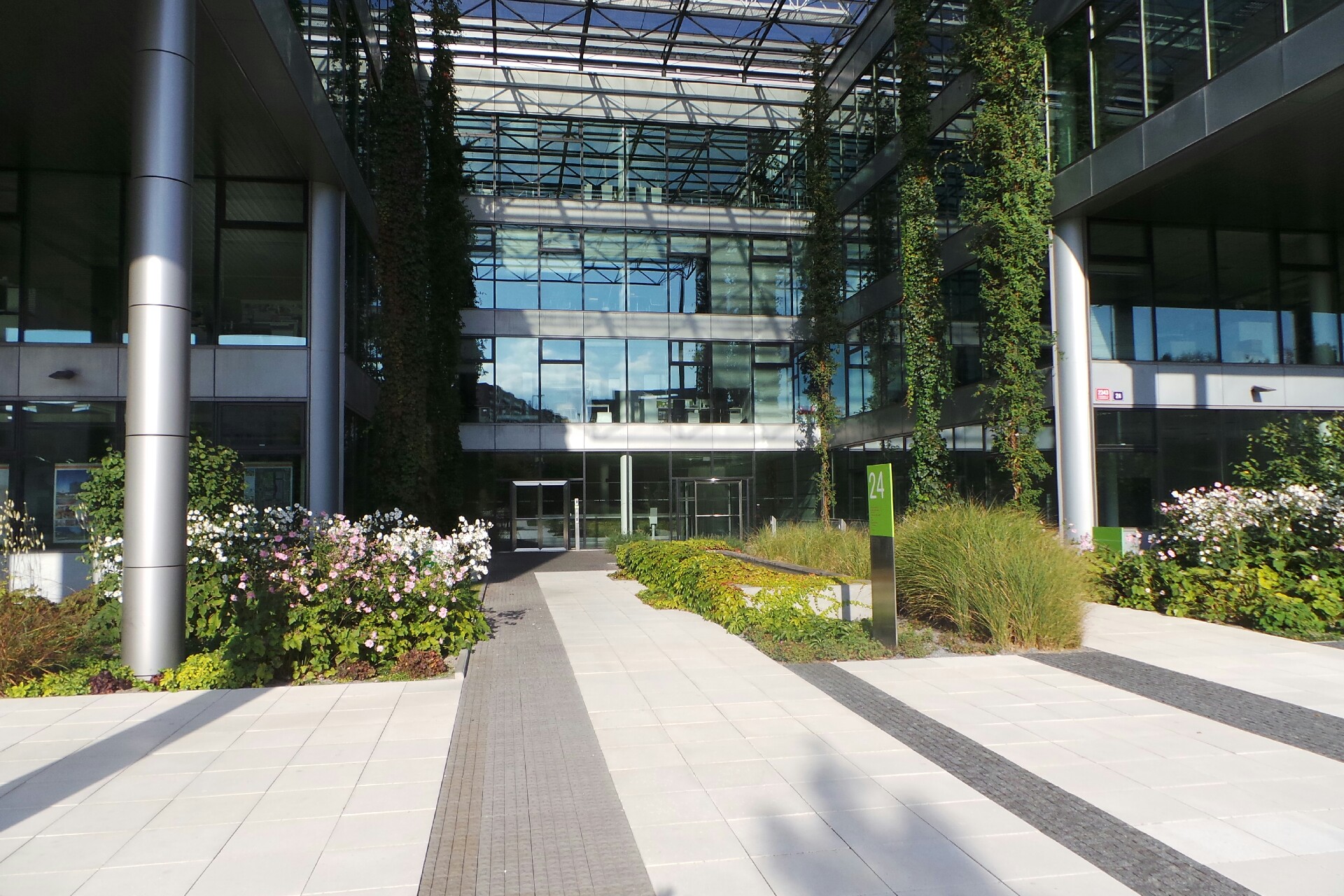 White Star Real Estate, s.r.o. foto 1