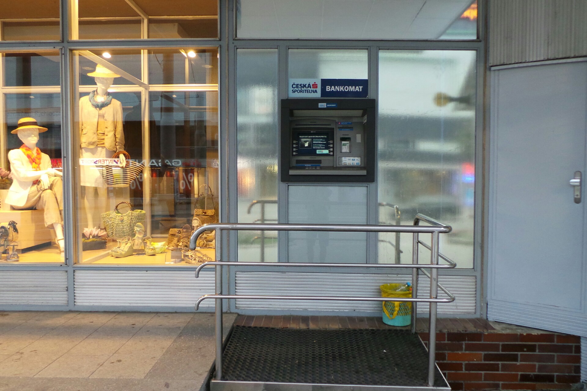 Bankomat České spořitelny