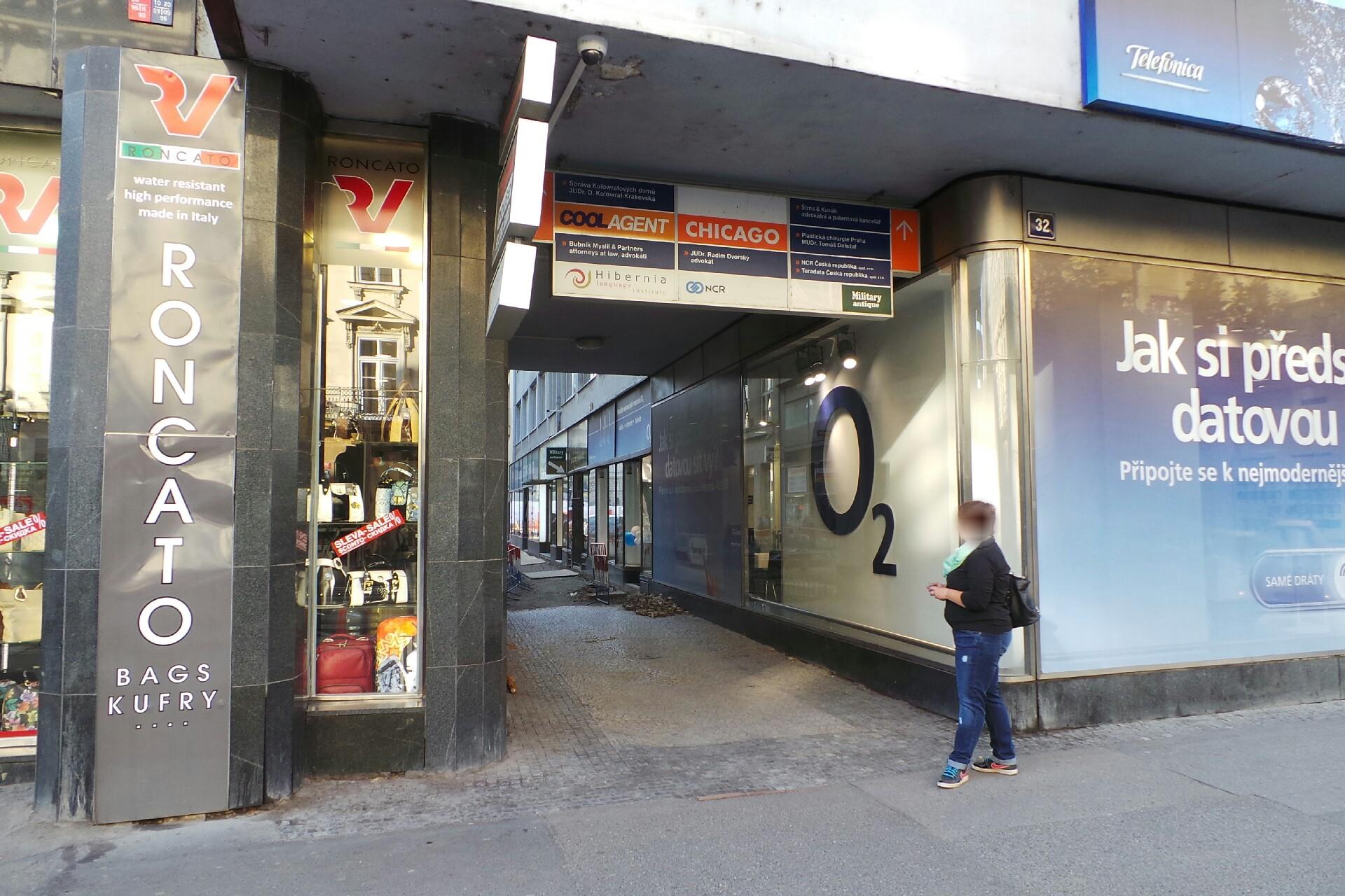 Plastická chirurgie Praha - MUDr. Tomáš Doležal