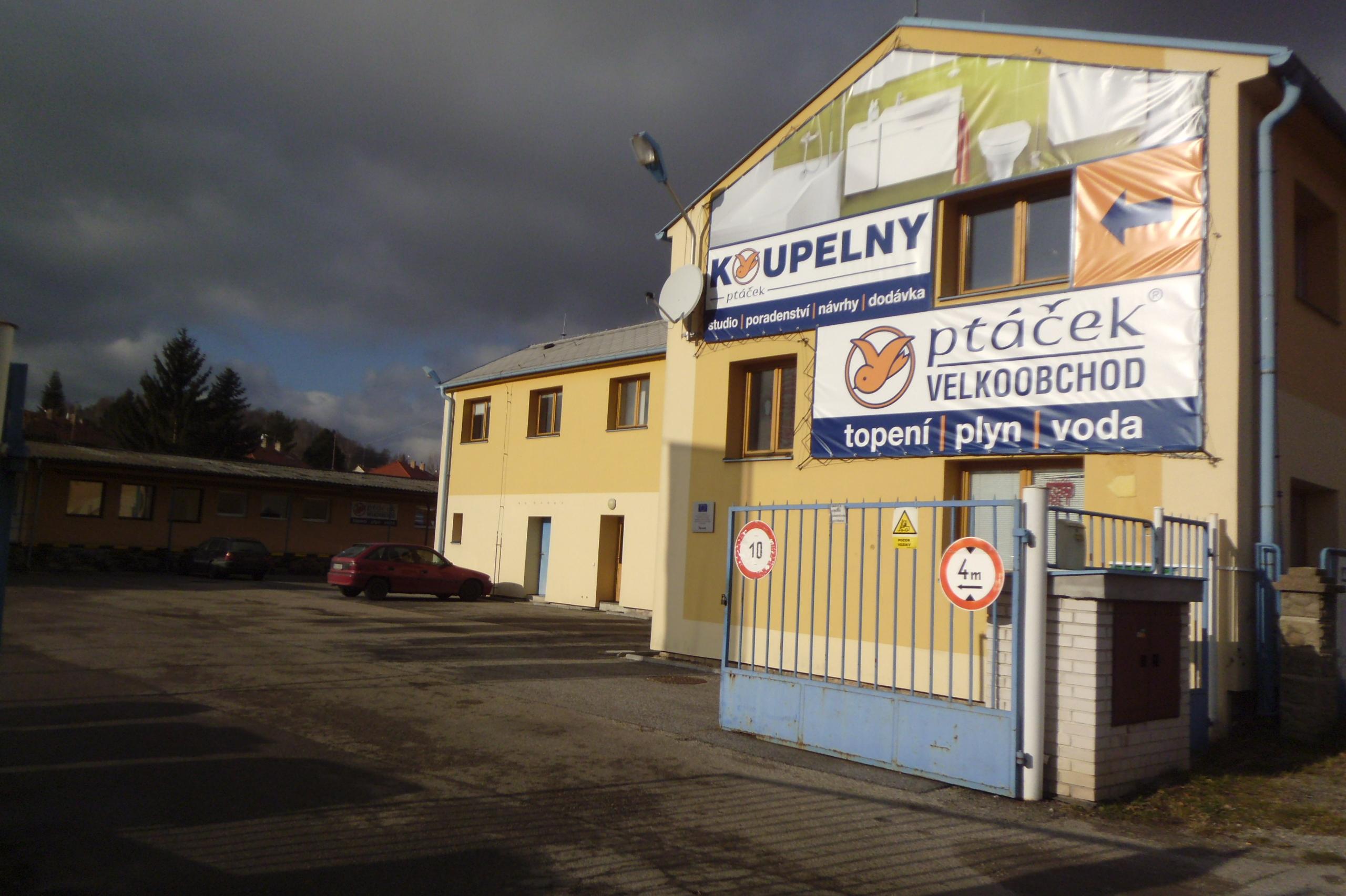 PTÁČEK: topení-voda-plyn