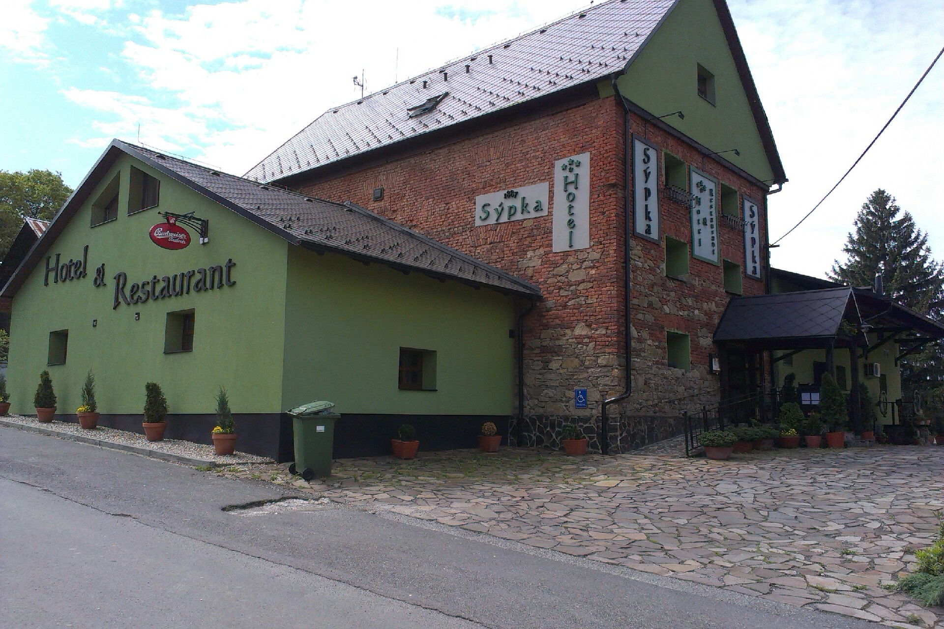Hotel & Restaurant Sýpka