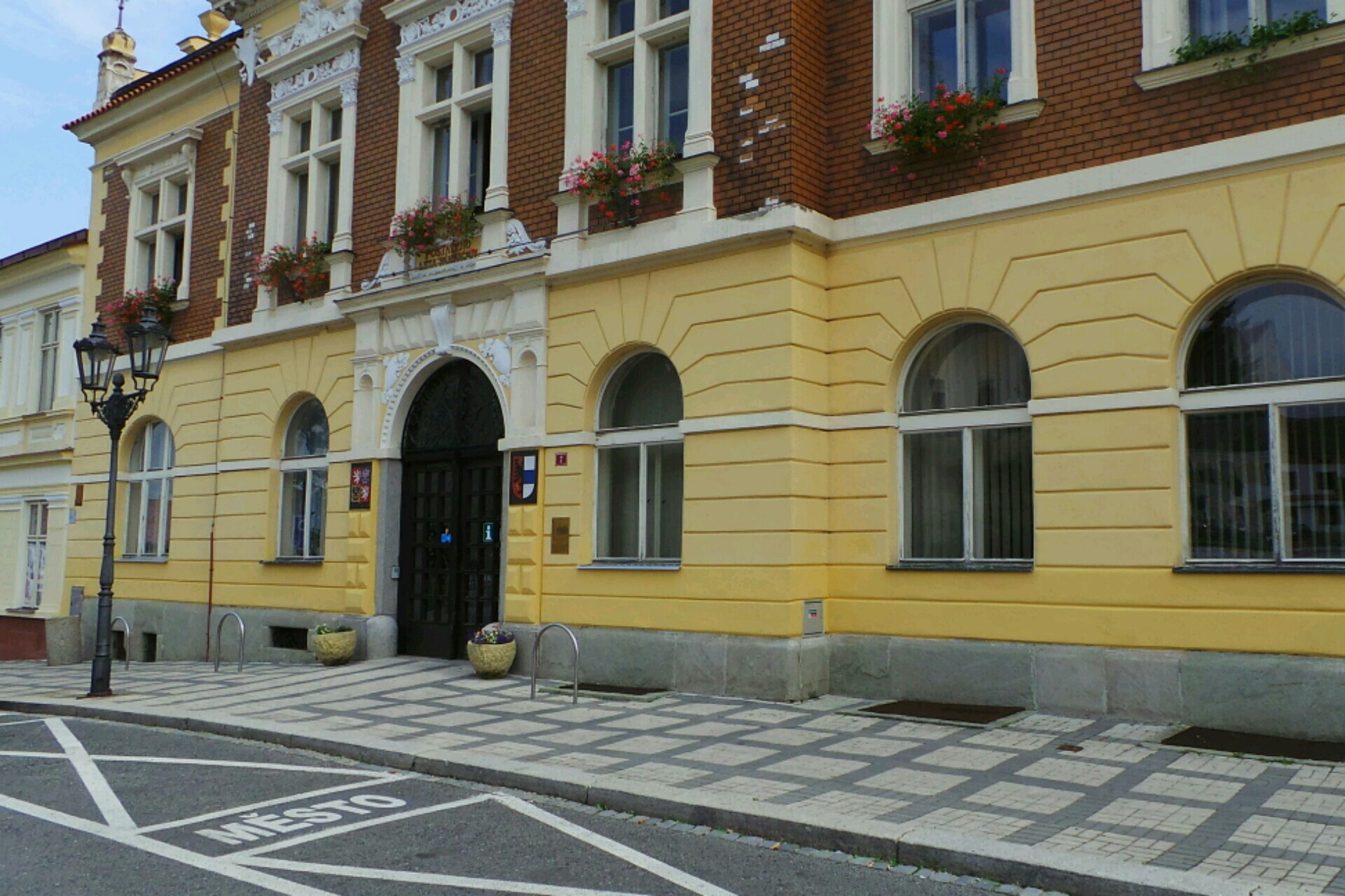 Hořovice - městský úřad foto 2