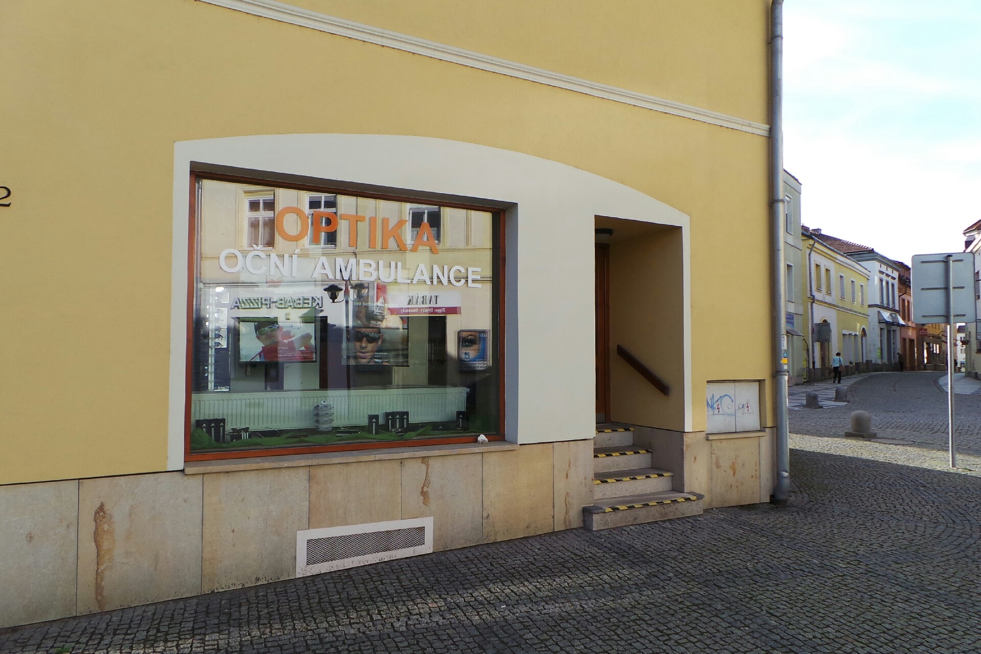 MUDr. Vladimír Černý-kontaktní čočky s.r.o.