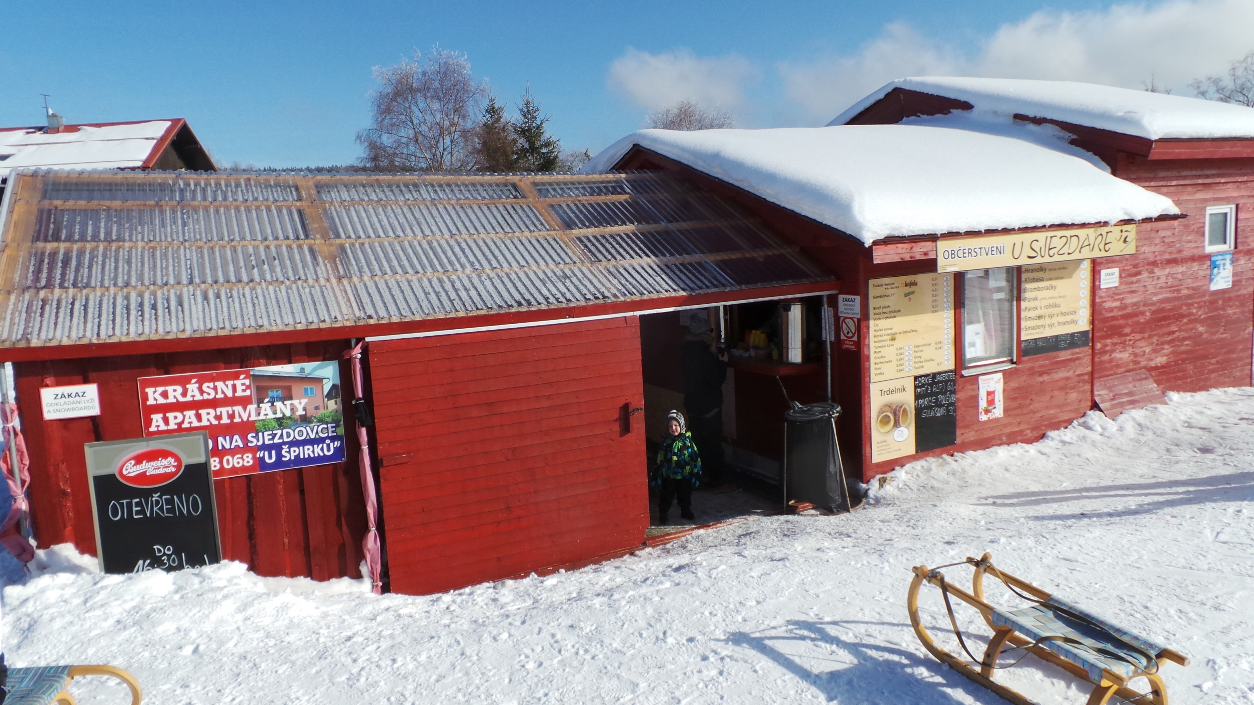 Občerstvení u sjezdaře foto 2