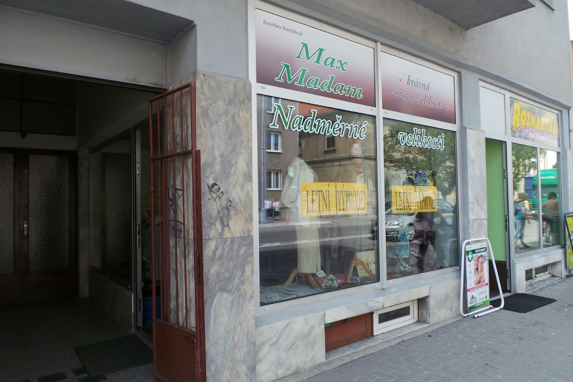 Kateřina Petrželová - Max Madam