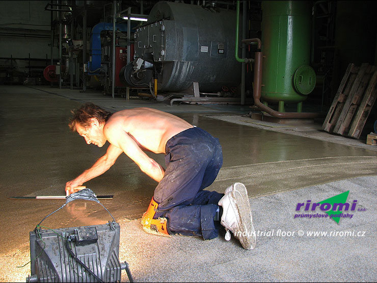 riromi s.r.o. průmyslové podlahy foto 4