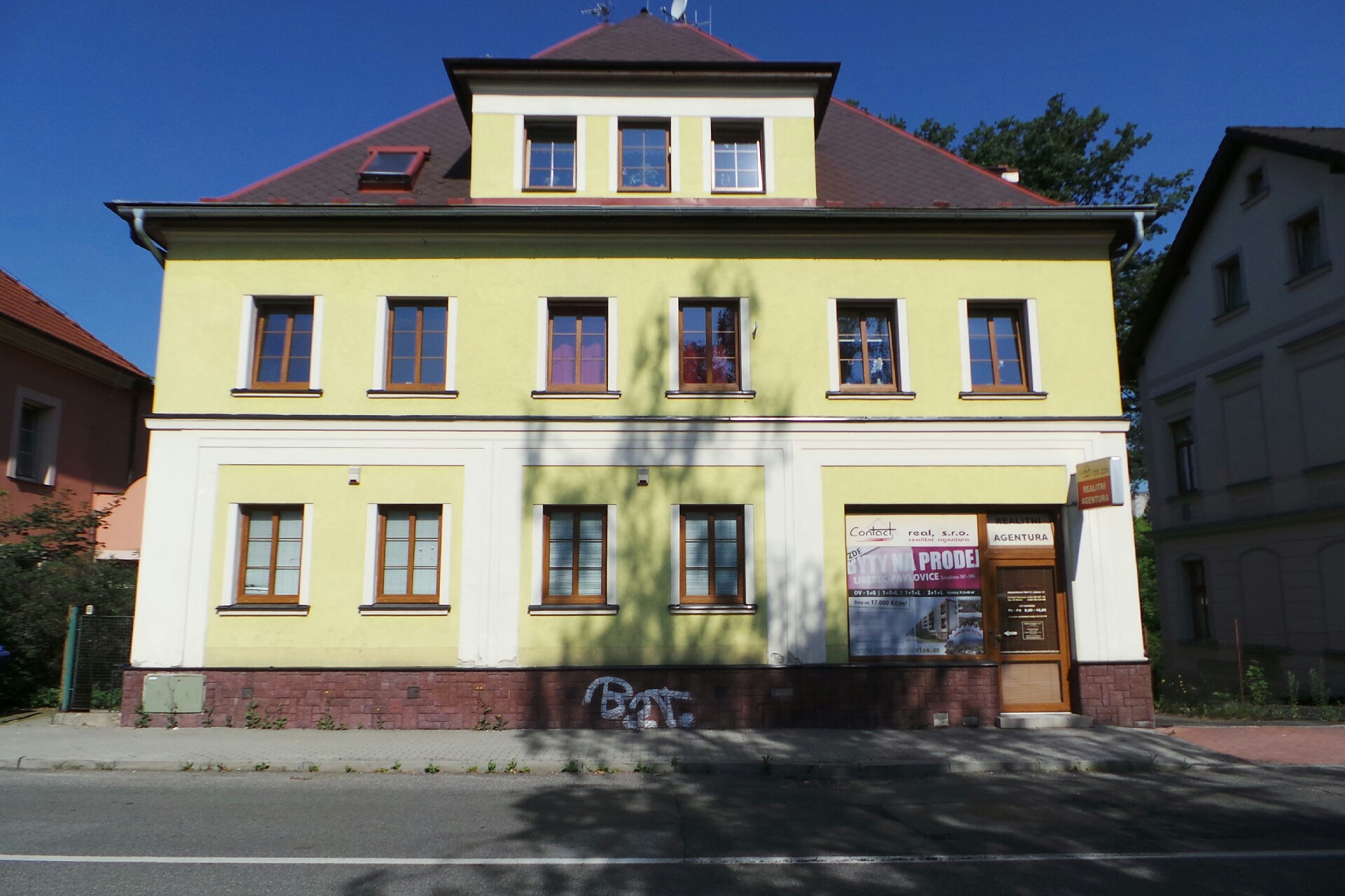 Contact real, s.r.o.