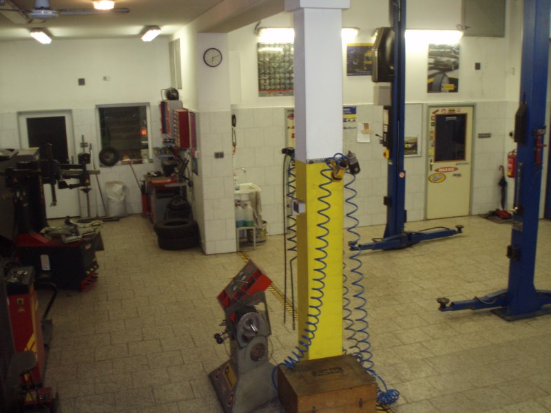 Pneuservis Bartoš, s.r.o. foto 4