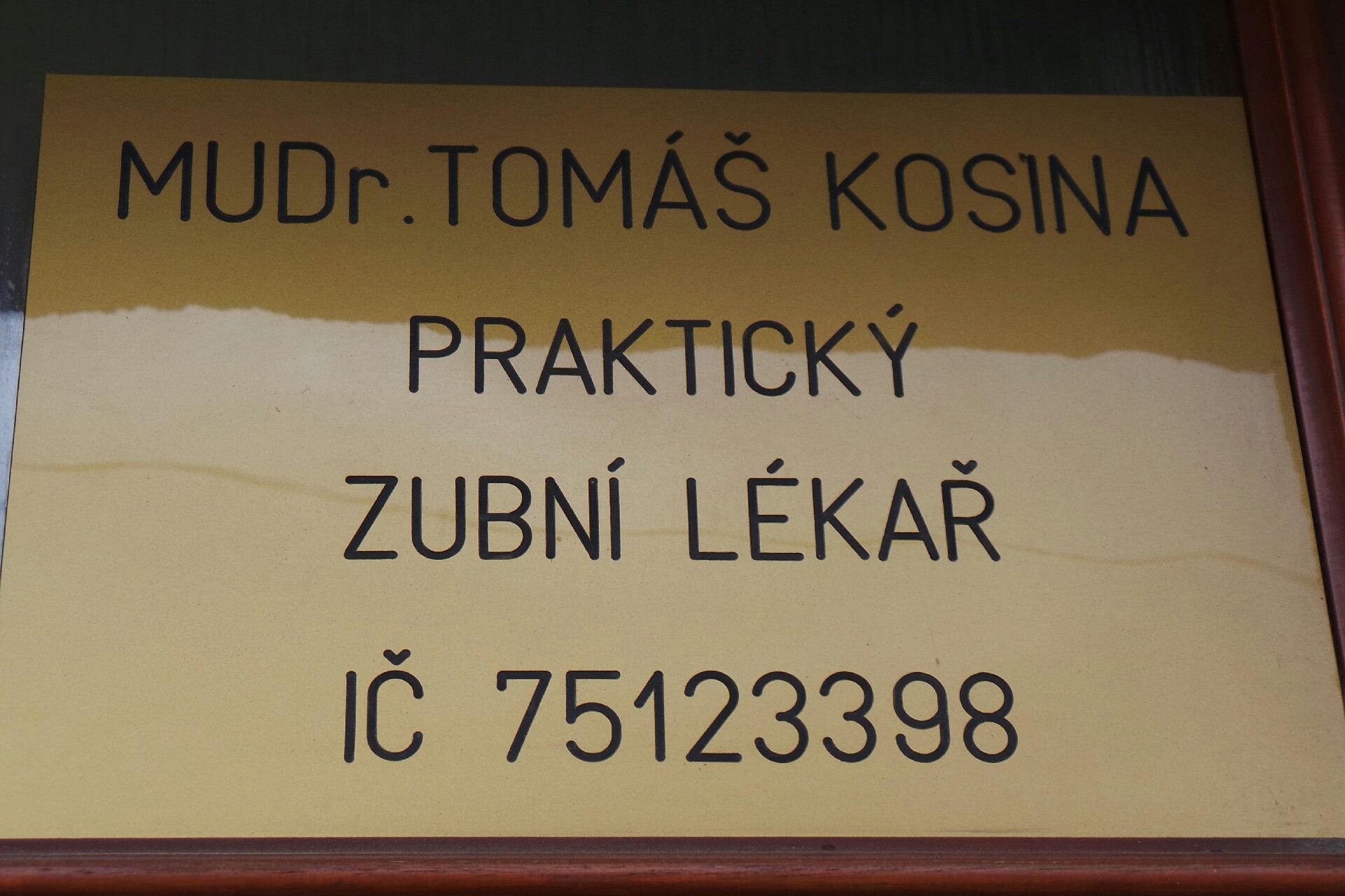 Stomatologická ordinace - MUDr. Tomáš Kosina foto 2