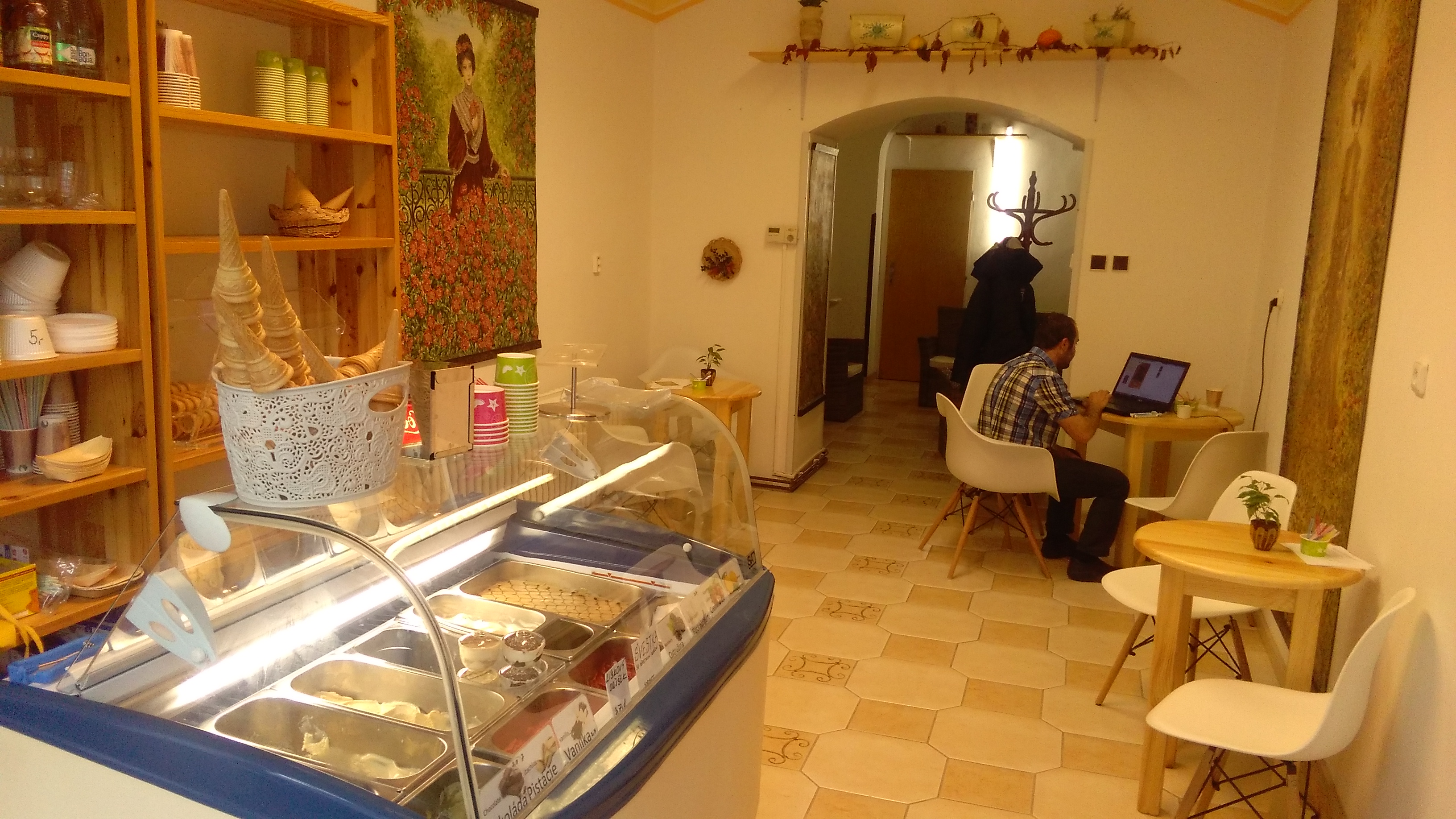 Zmrzlinářství Leda foto 2